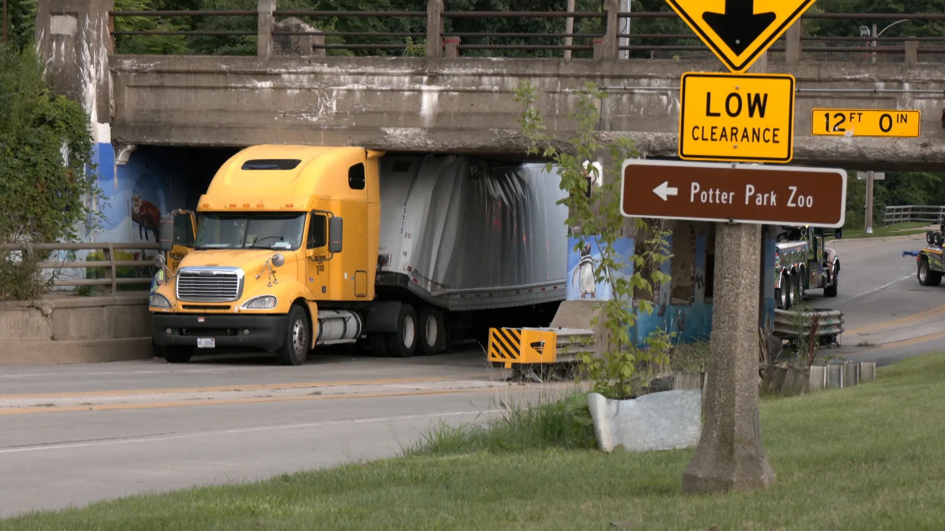 23 Truck Drivers Who Swore They Could Fit Under That Bridge