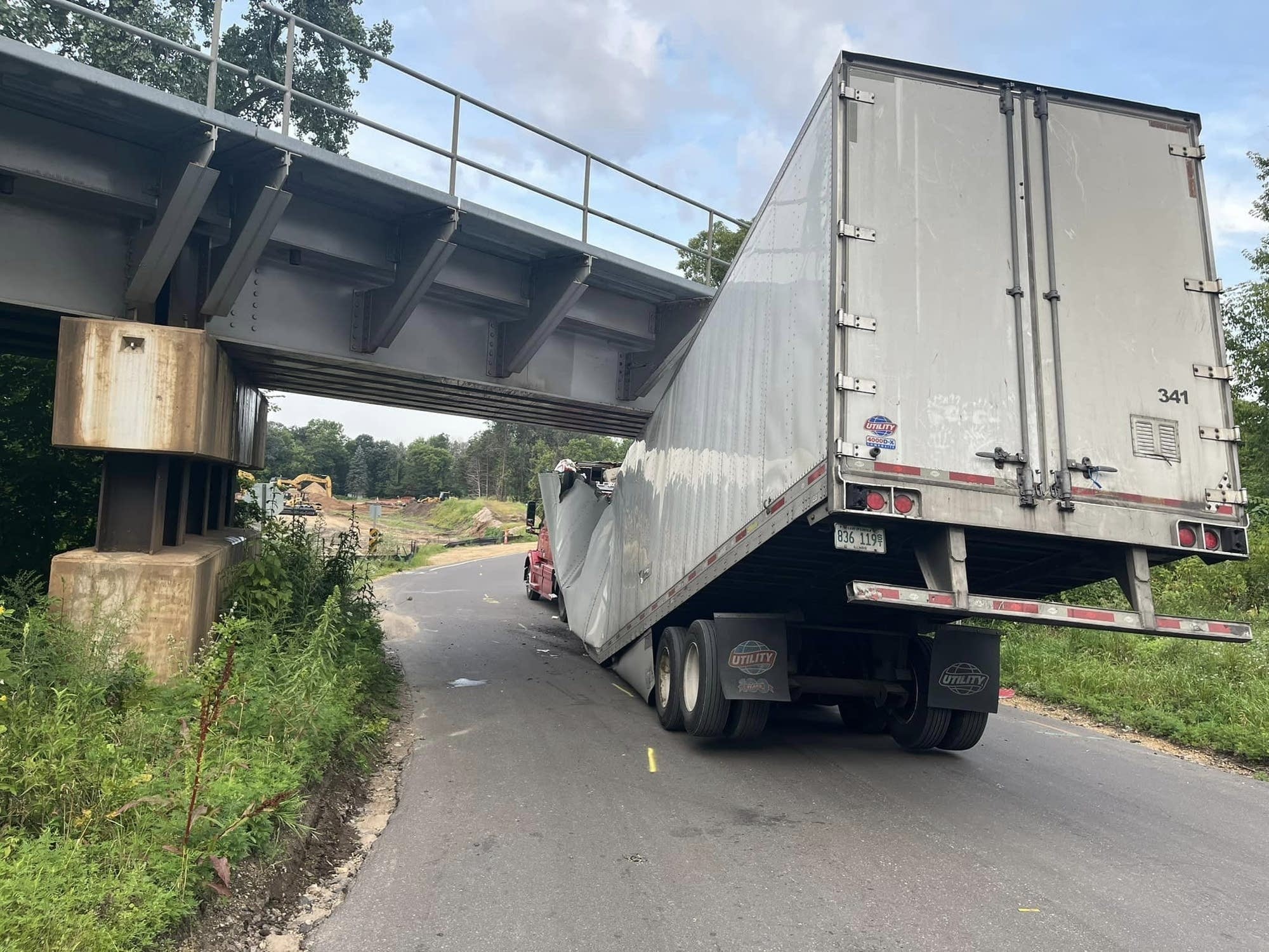 23 Truck Drivers Who Swore They Could Fit Under That Bridge