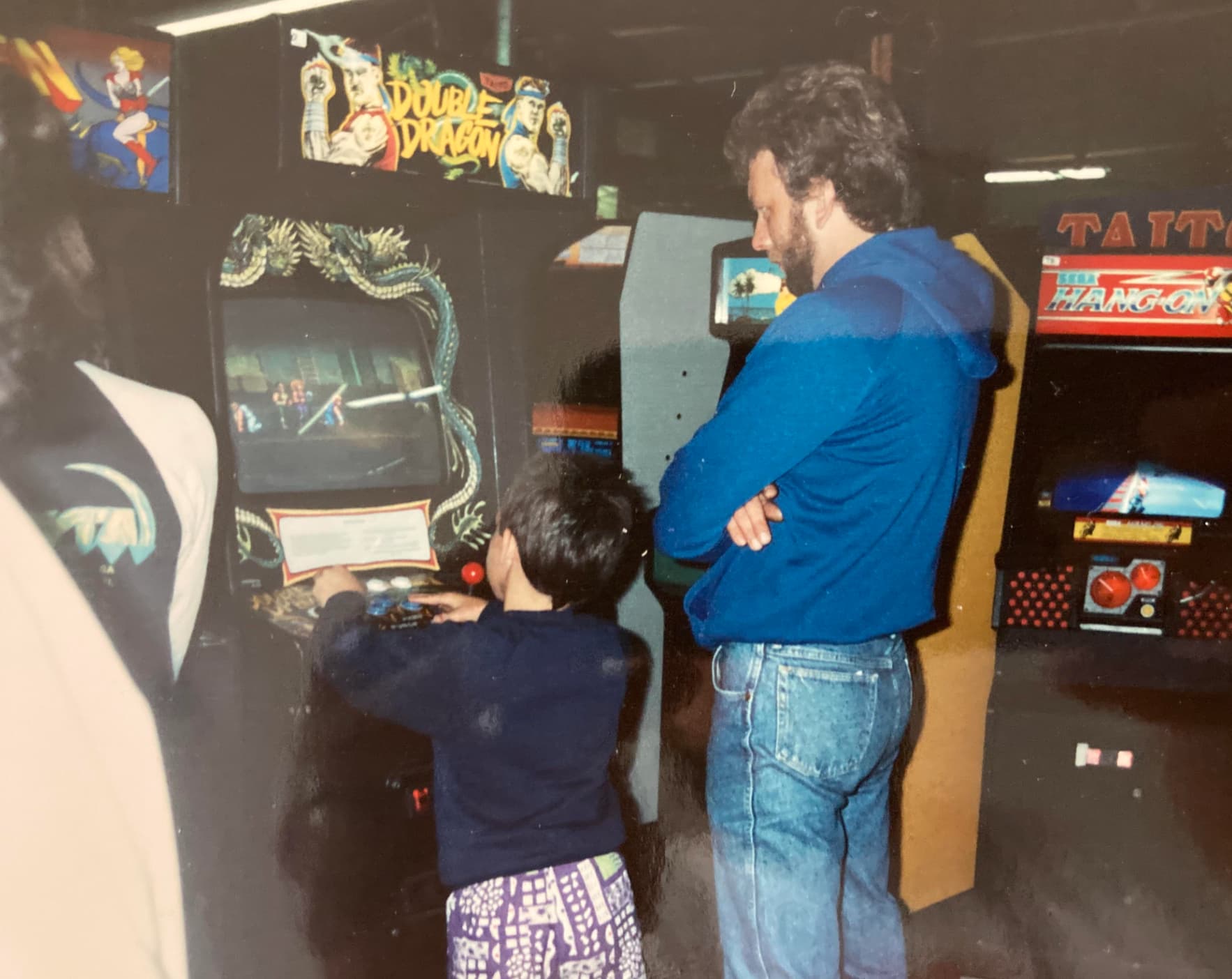 10 Pics from the Peak of '80s Arcade Weekend Chaos | eBaum's World
