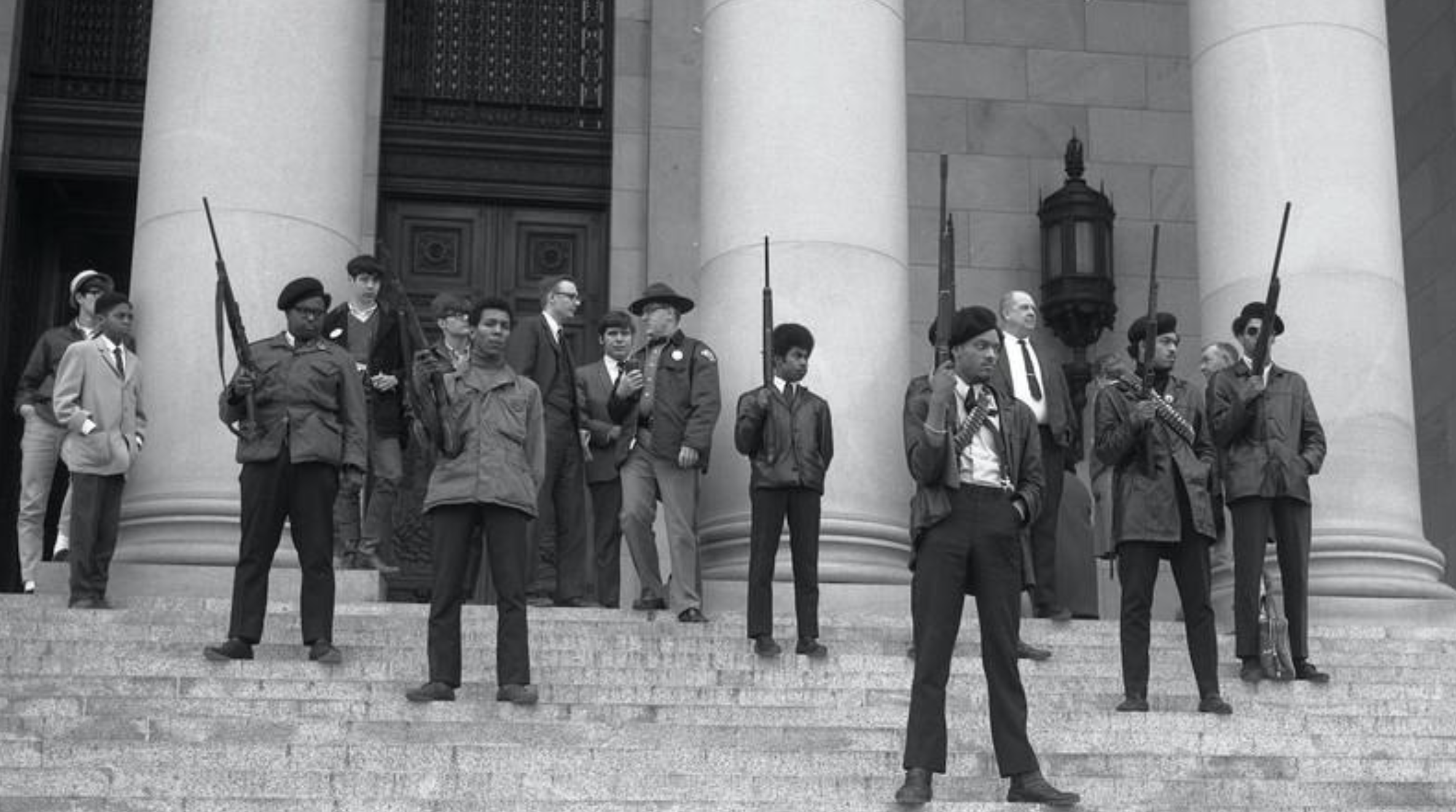 Protesting outside the California capital. Days later, governor Ronald Reagan would sign the most restrictive gun control laws in US history. 1967.