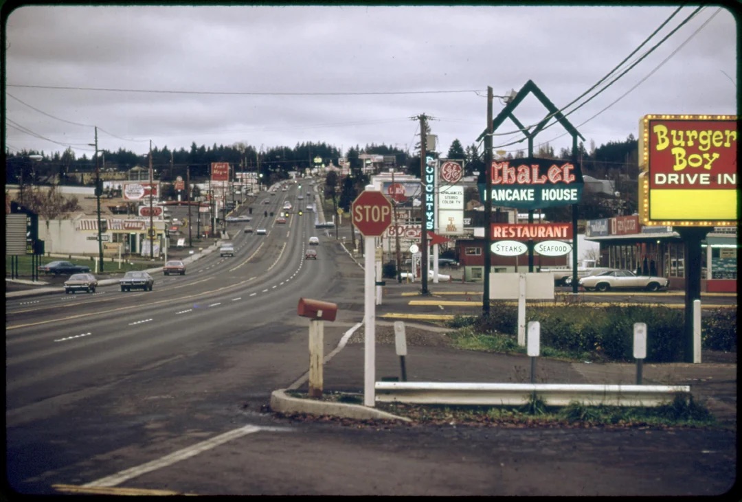 intersection - Stop ChaLet Iancake House Restaurant Steaks Seafood Burger Boy Drive In