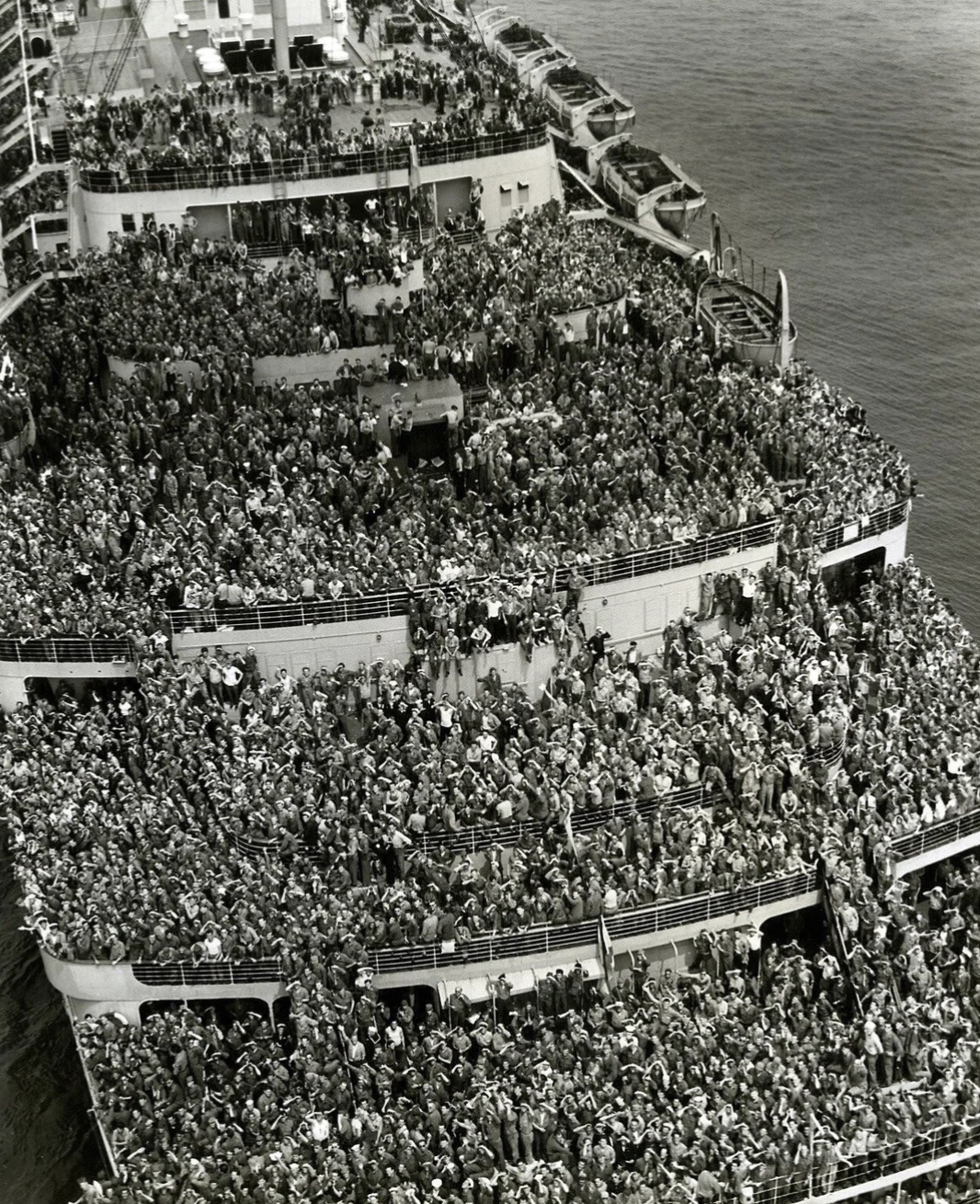 world war 2 soldiers return home