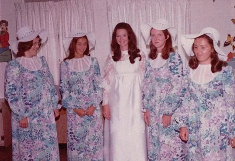 1970s ugly bridesmaid dresses