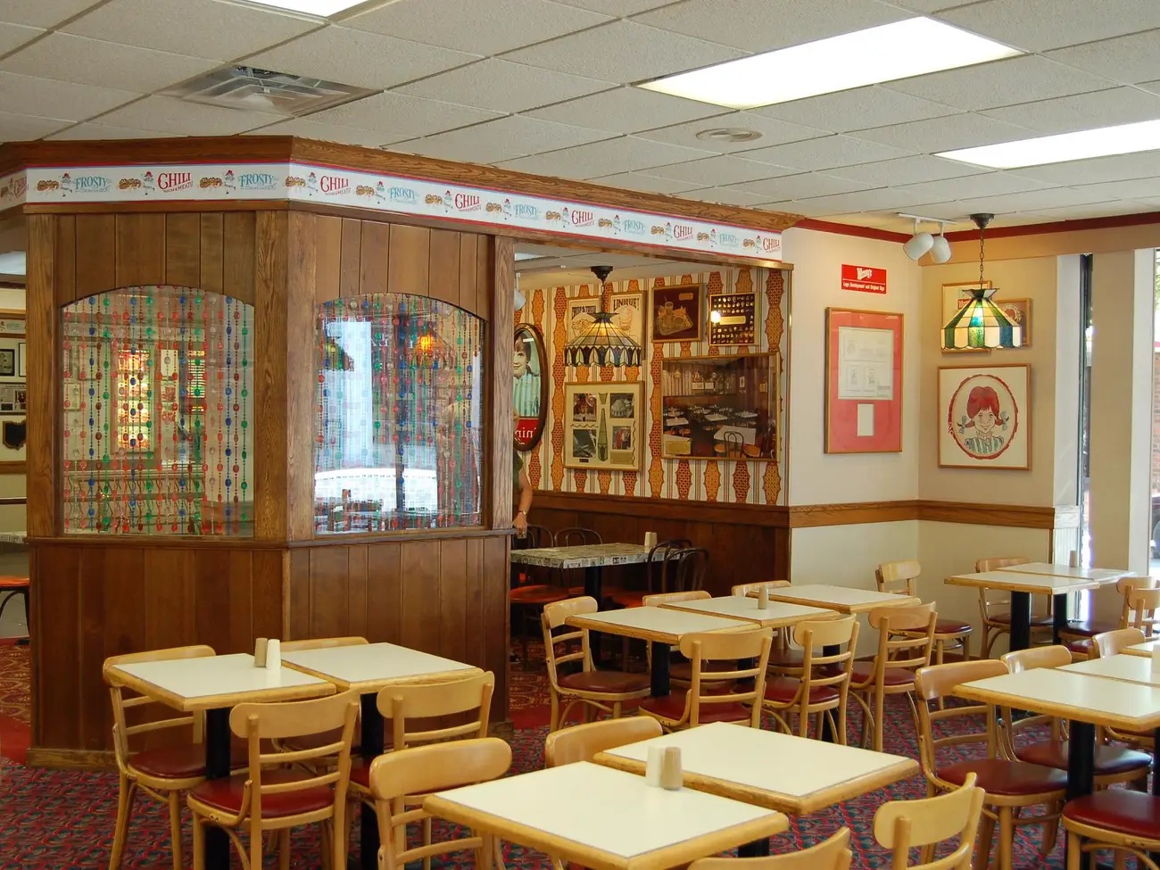 wendy's original interior - Frosty Chill Frosty Ghili Frosty Chil Frost Chil Frost Chil Franty Chil nin Linique