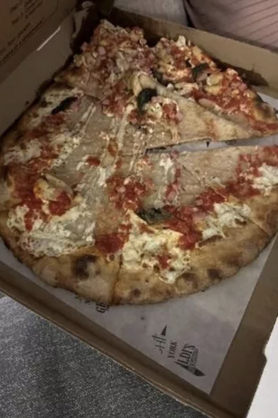 28 Pizza Disasters We Wouldn’t Wish On Our Worst Enemies