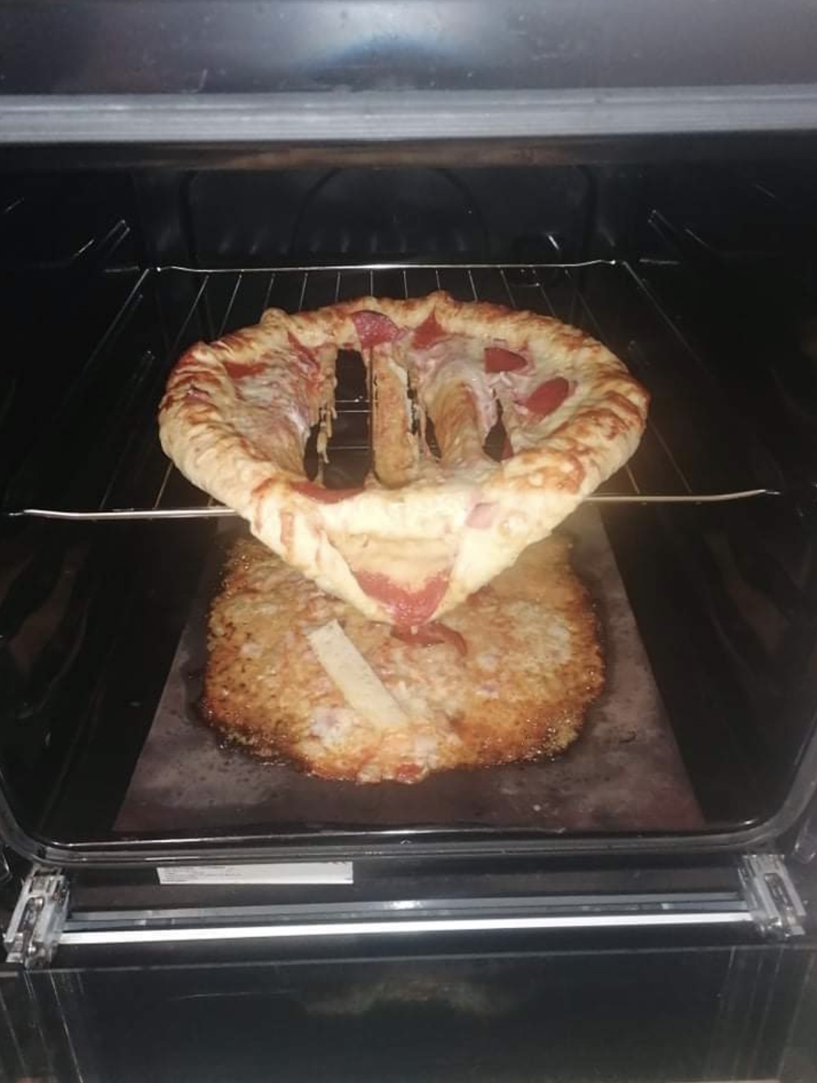 28 Pizza Disasters We Wouldn’t Wish On Our Worst Enemies