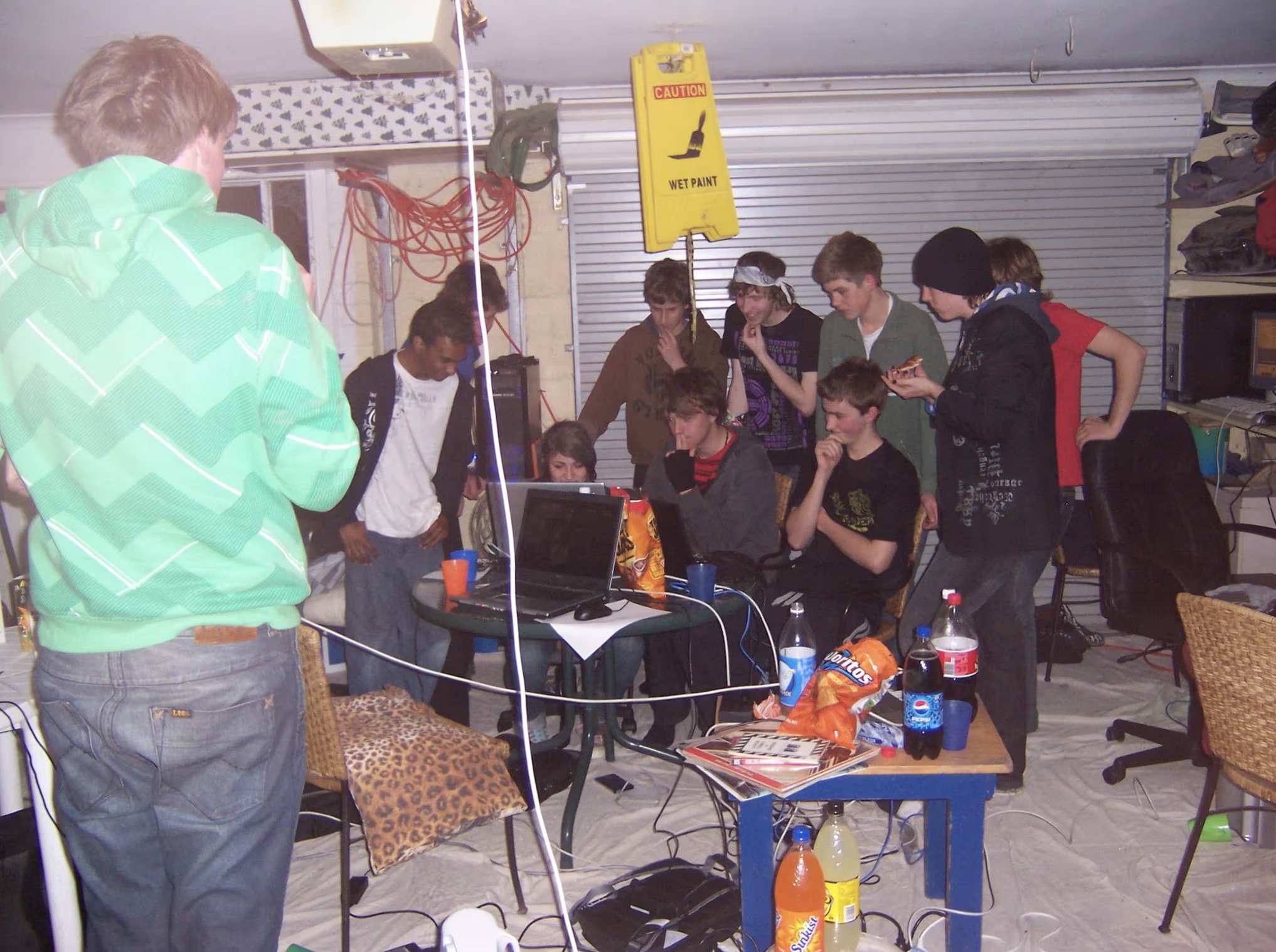 30 Pictures of LAN Parties You Can Smell