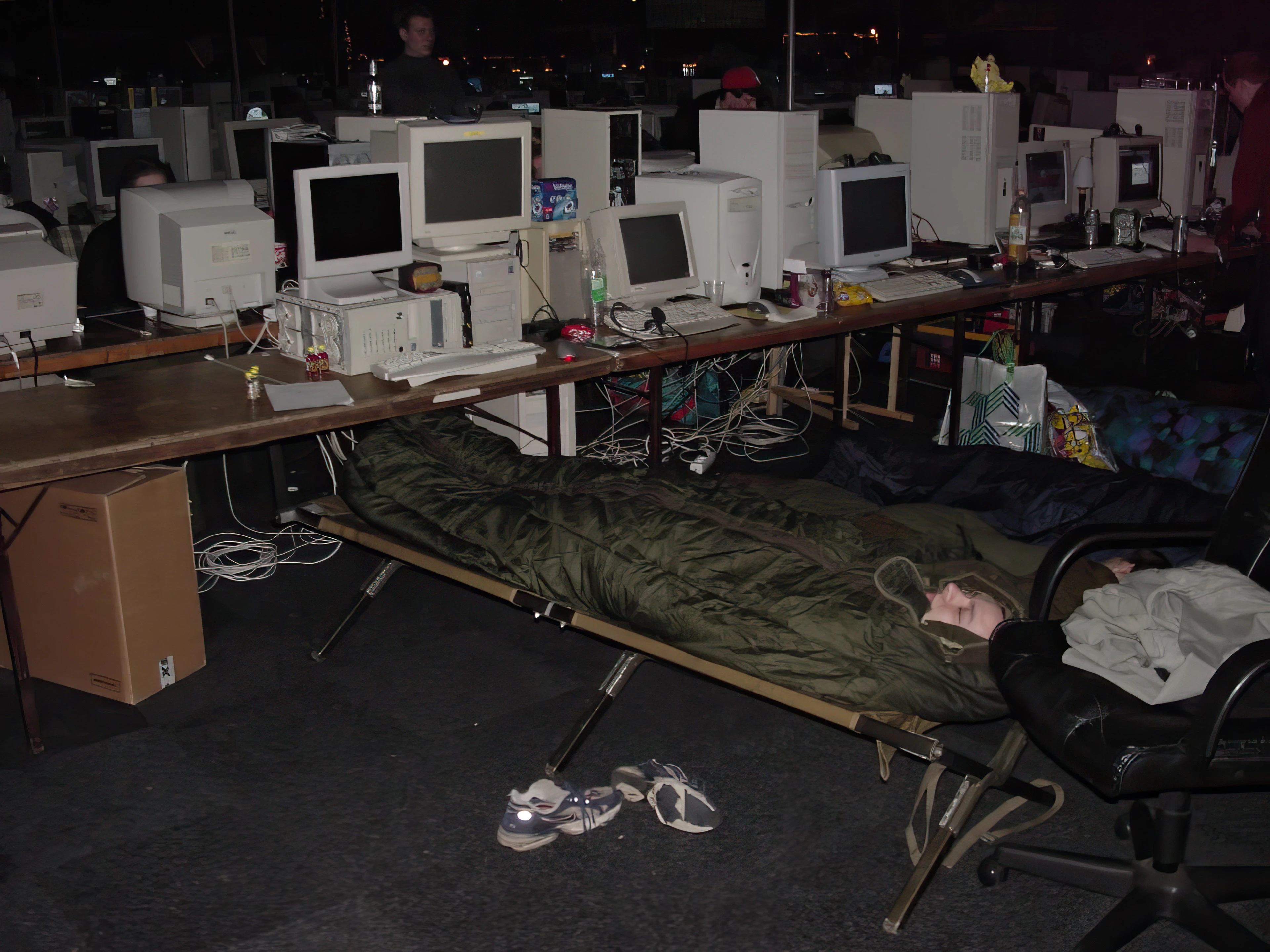 30 Pictures of LAN Parties You Can Smell