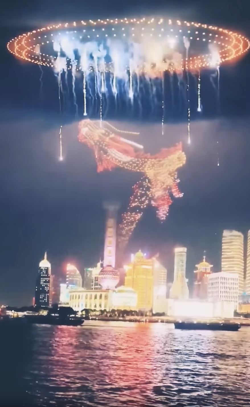 33 Pics of China’s New Year Celebrations Putting Us to Shame