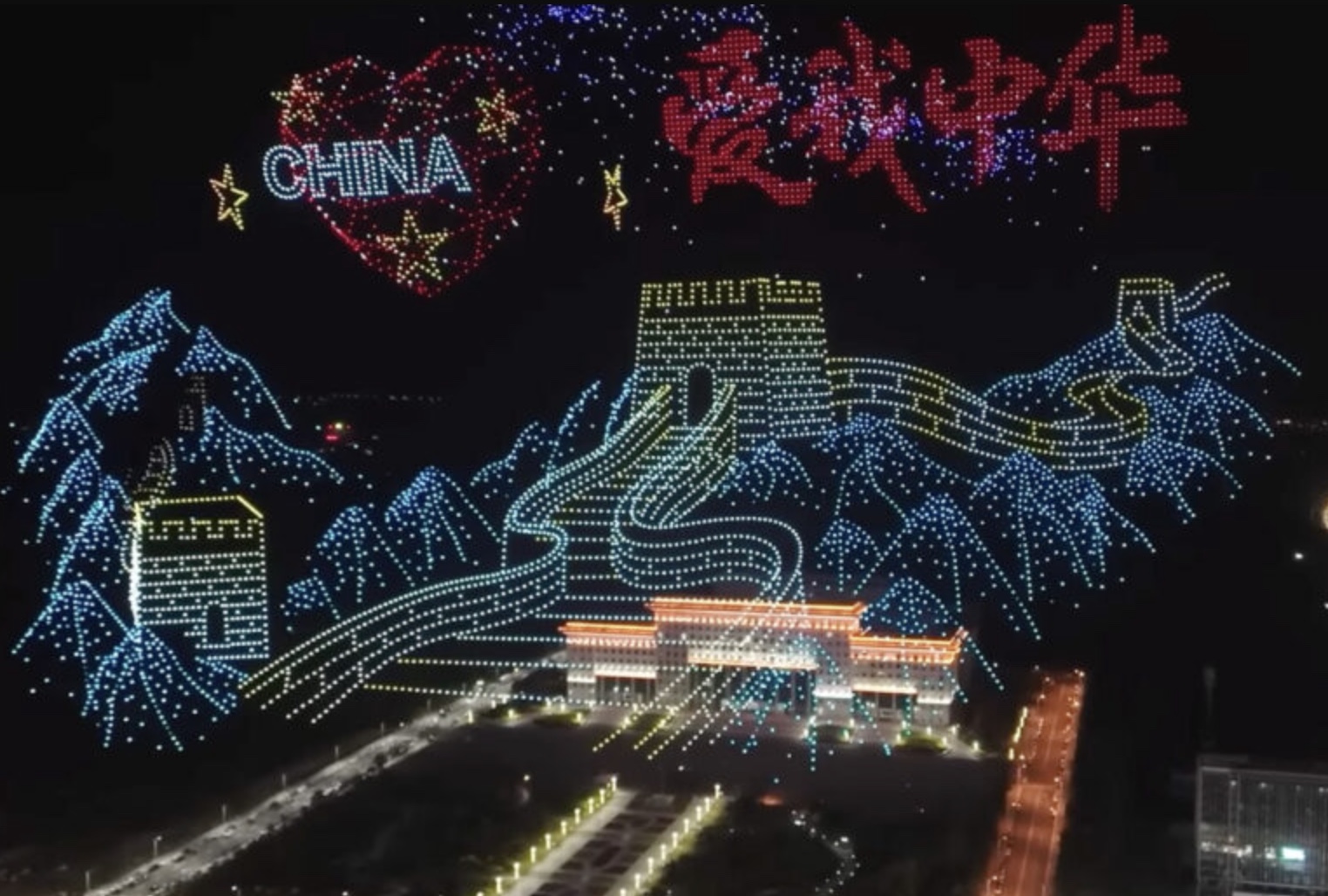 33 Pics of China’s New Year Celebrations Putting Us to Shame