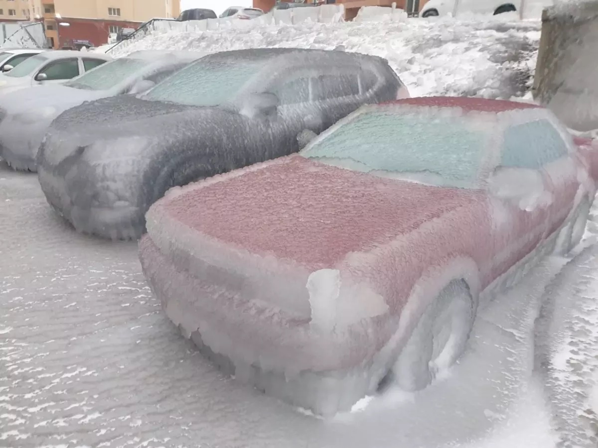 43 Ice Storms That Turned the World into a Winter Wasteland