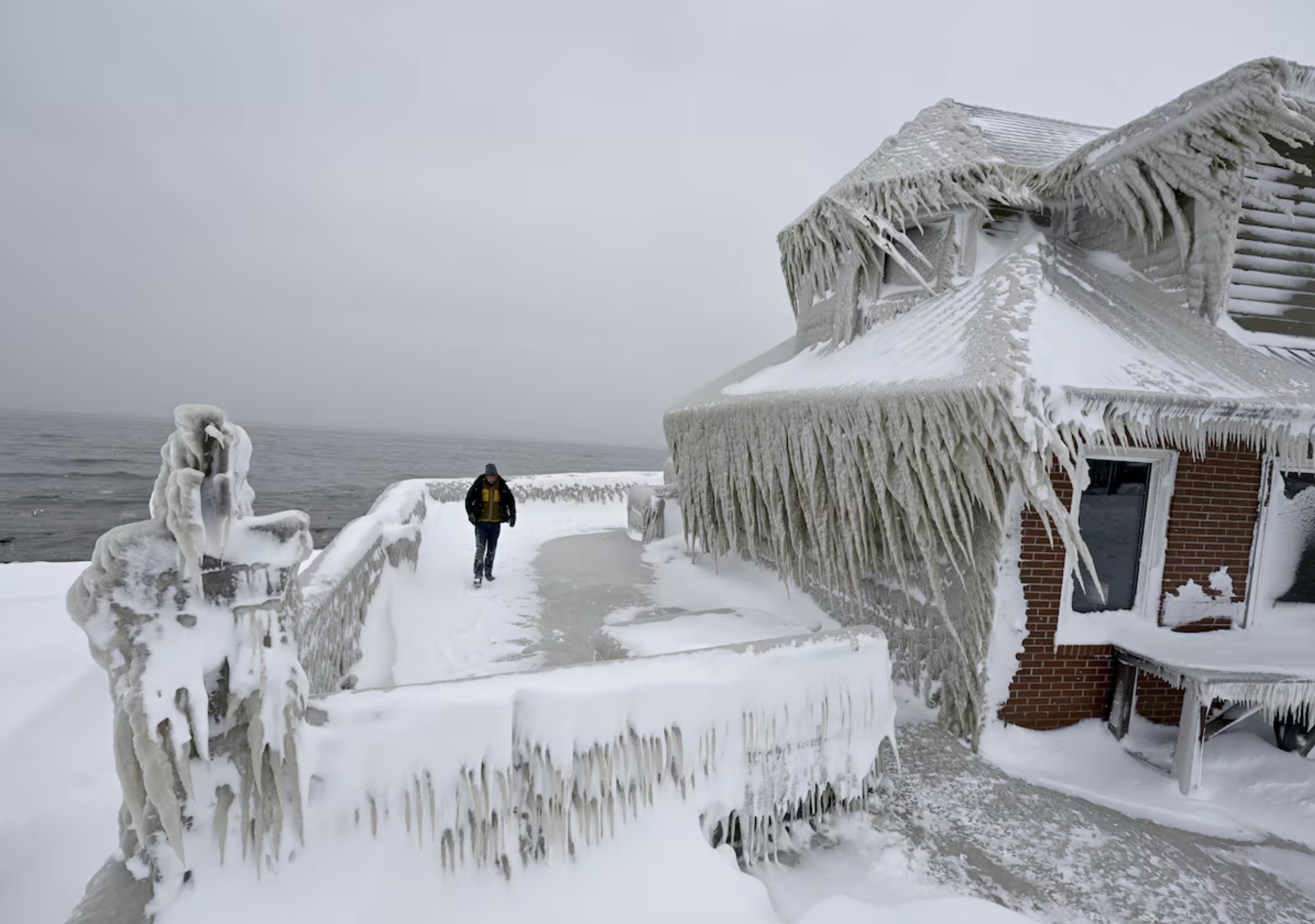 43 Ice Storms That Turned the World into a Winter Wasteland