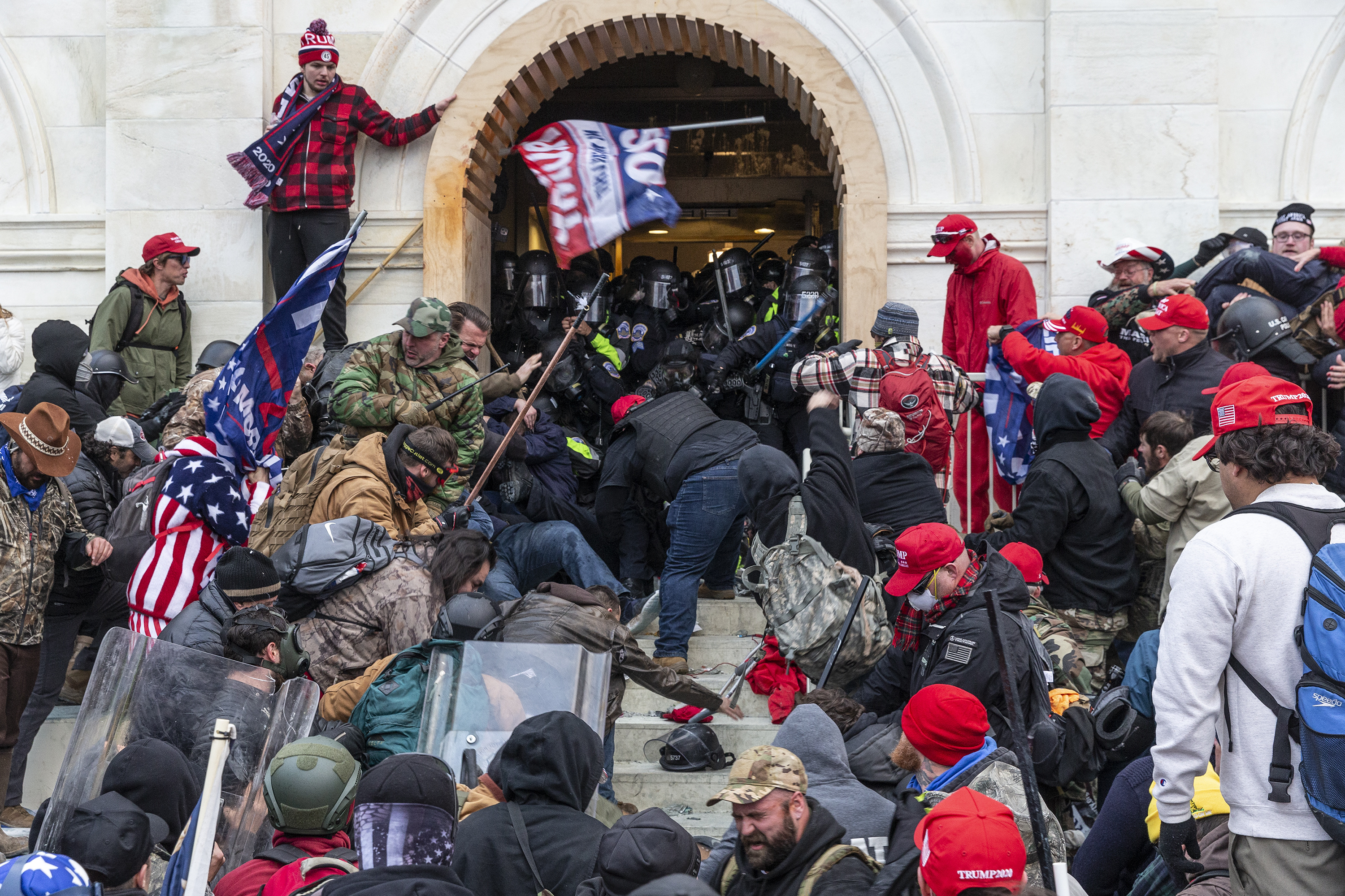 19 Riot Photos That Would Make Great Paintings 