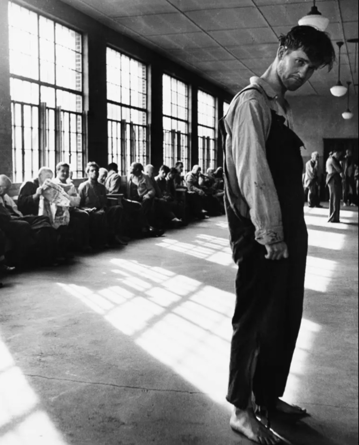 50 Vintage Pics from Inside Insane Asylums | eBaum's World