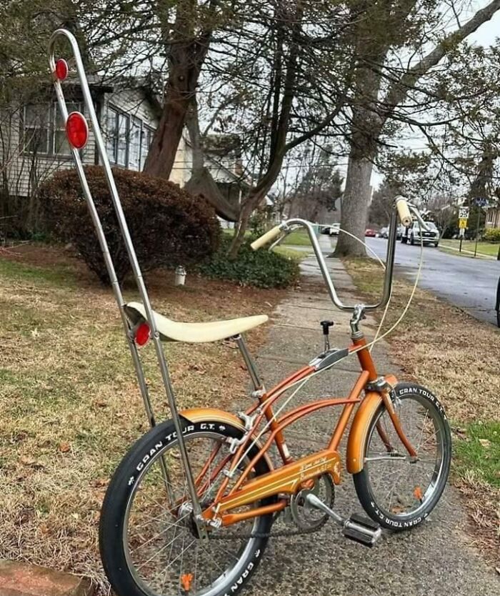 25 Nostalgic Items From The Past That Made People Realize They're Old