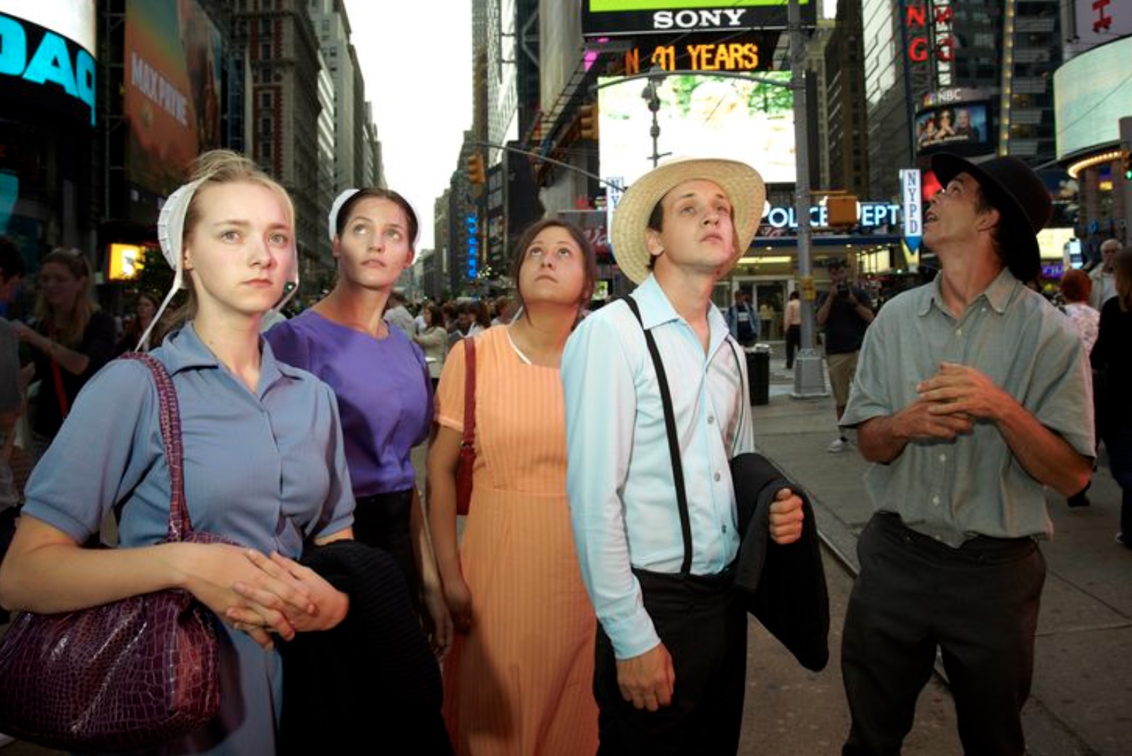 21 Out-Of-Place Amish People