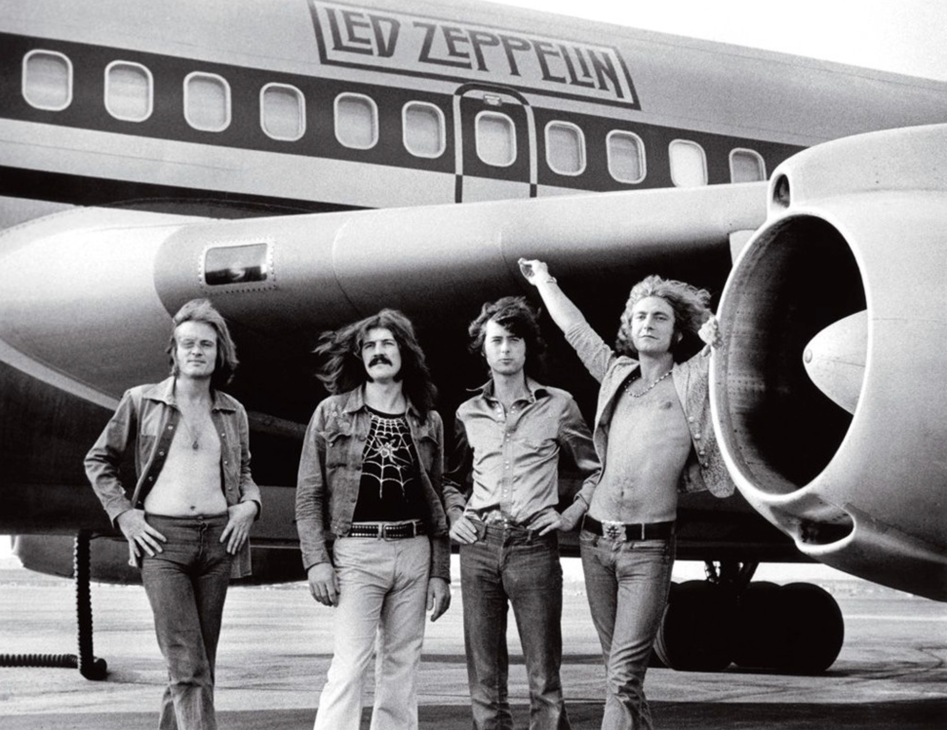 25 1970s Photos of Led Zeppelin in Their Prime