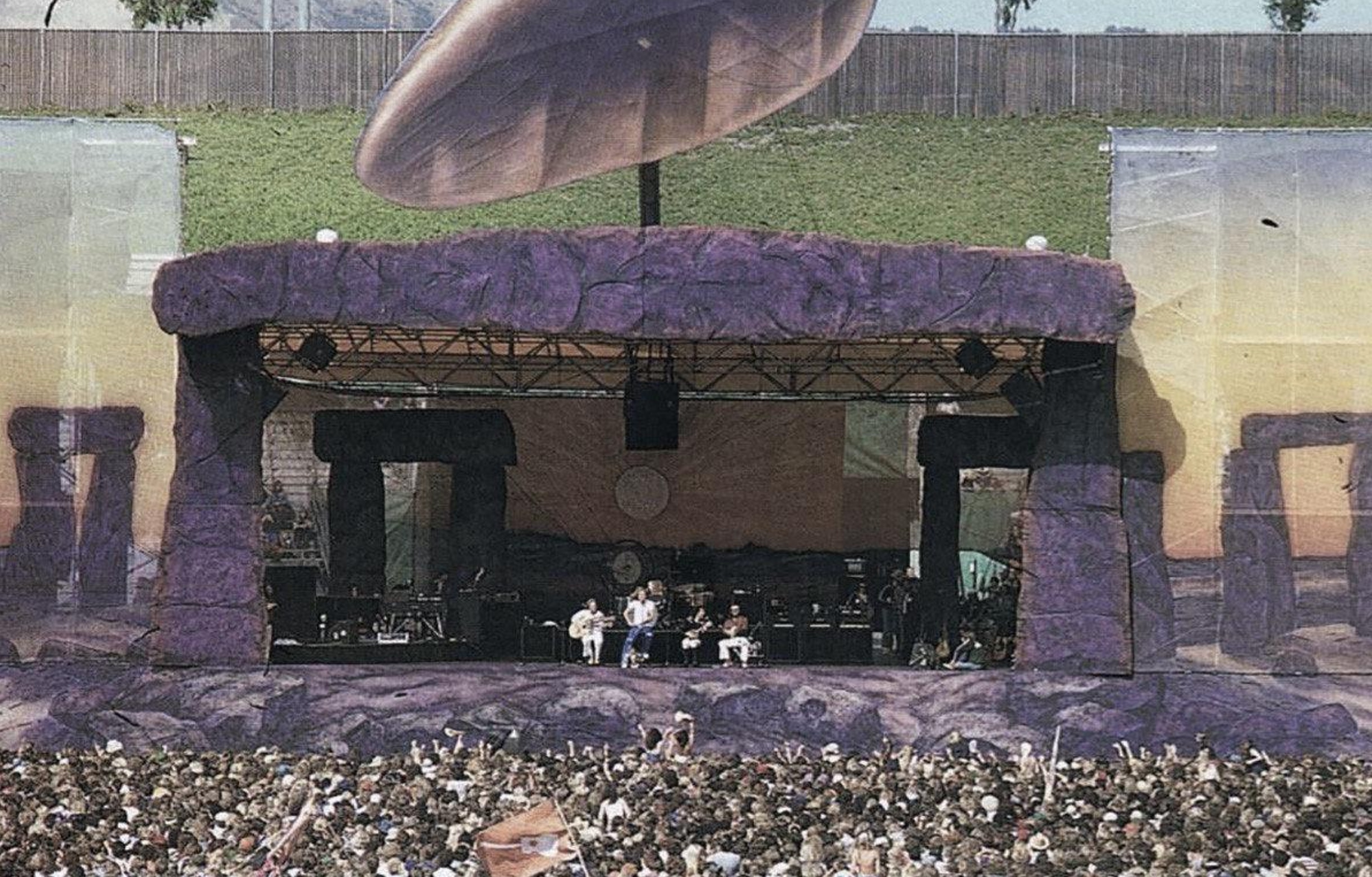 25 1970s Photos of Led Zeppelin in Their Prime