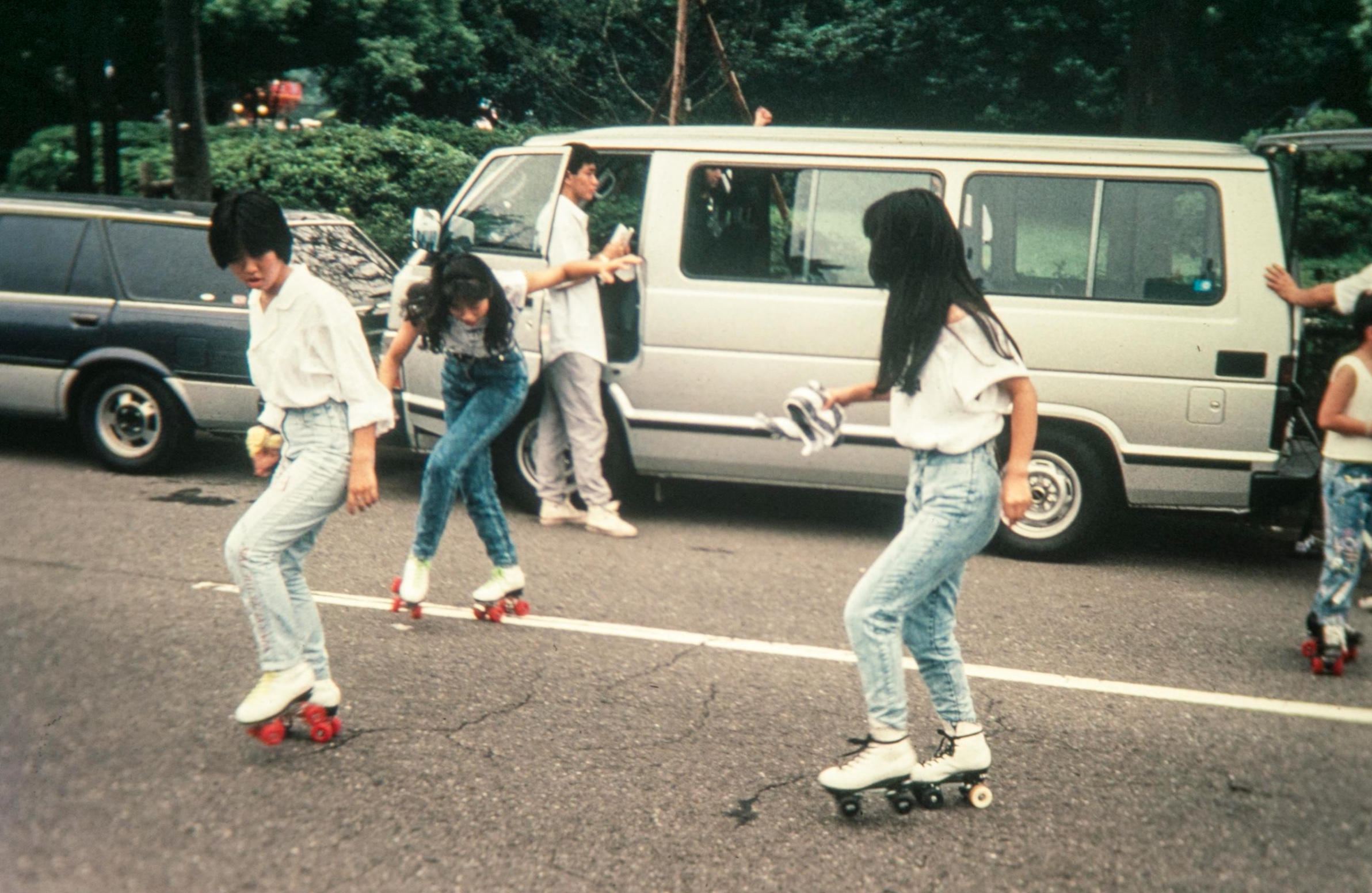 24 Photos of What Life Was Like in 1980s Japan