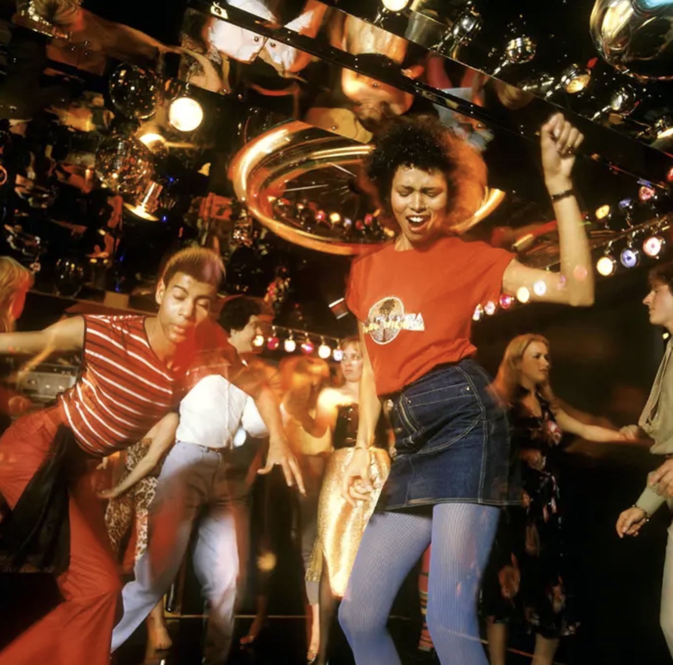 24 Photos of People Loving Life in the 70s