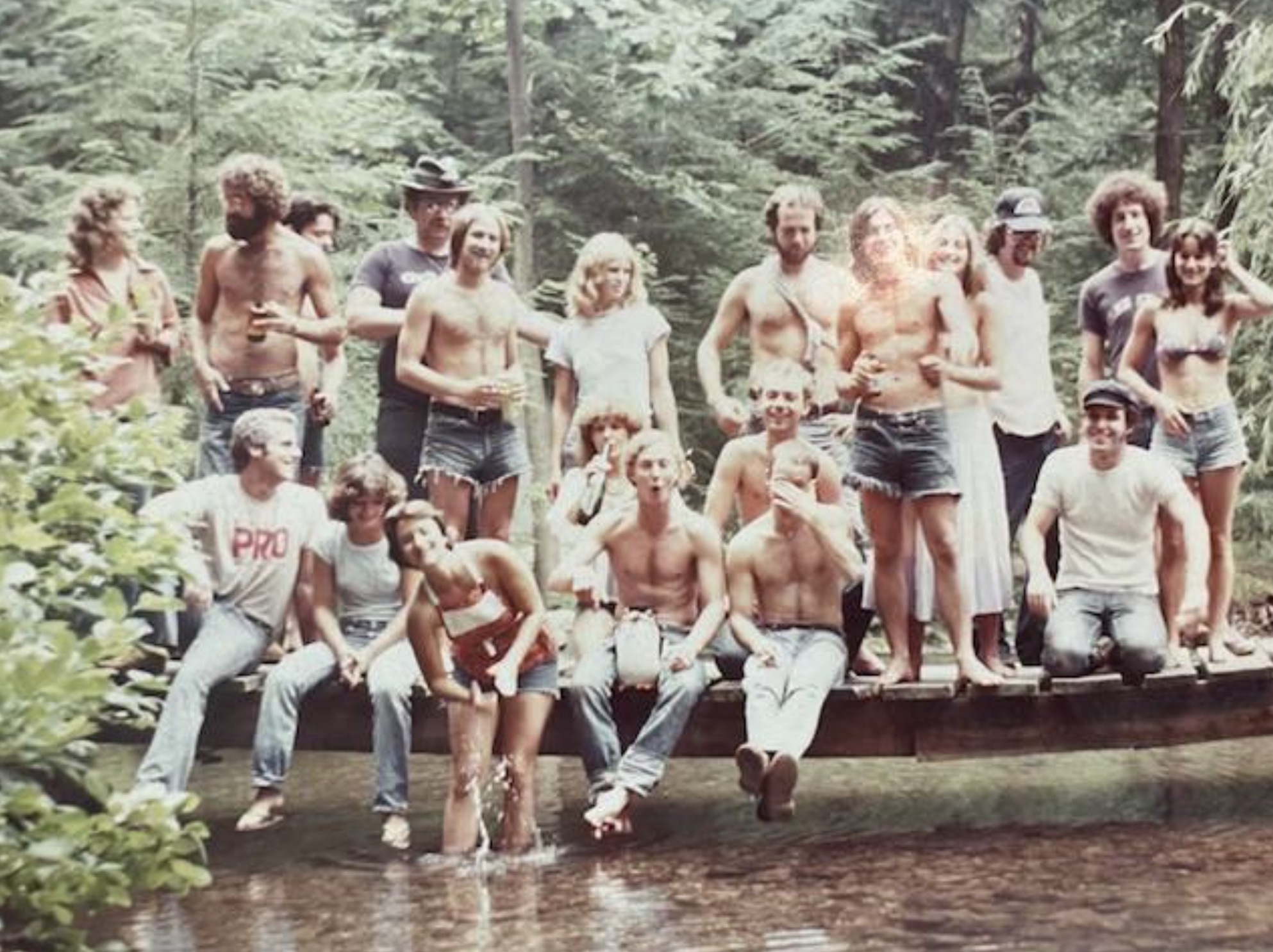 24 Photos of People Loving Life in the 70s