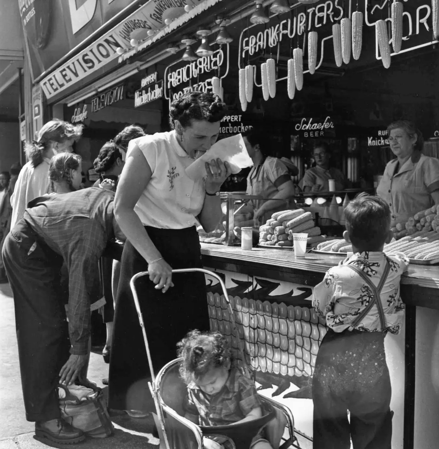 24 Vintage Photos of Early Amusement Parks