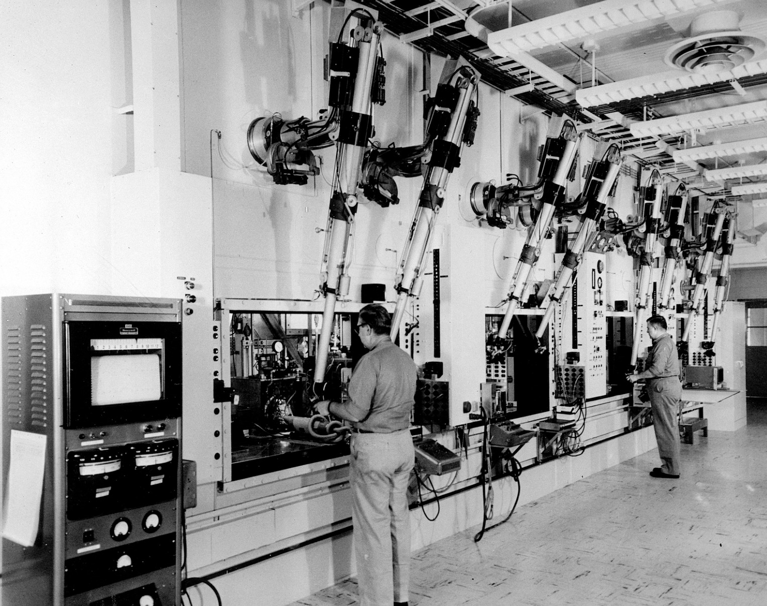 Hot Cell Technicians 