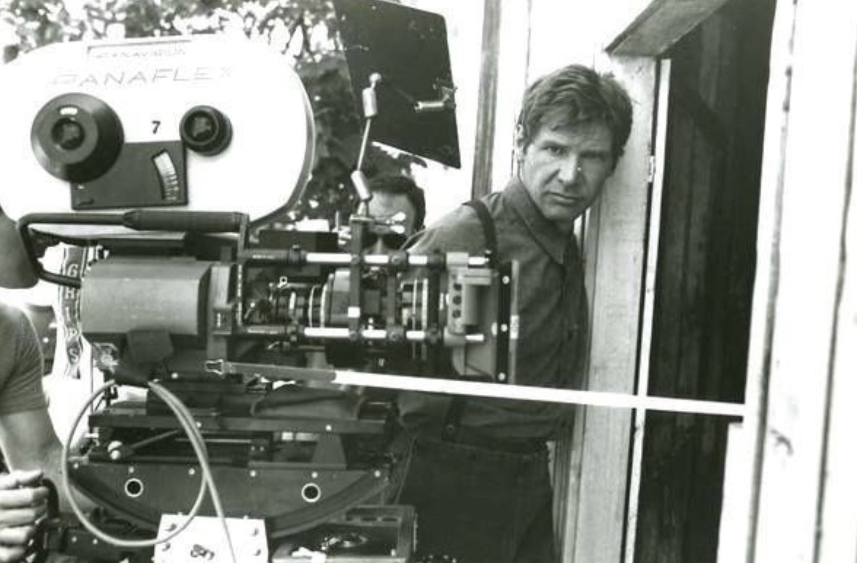 22 Behind-the-Scene Pics of Classic '80s Crime Flicks