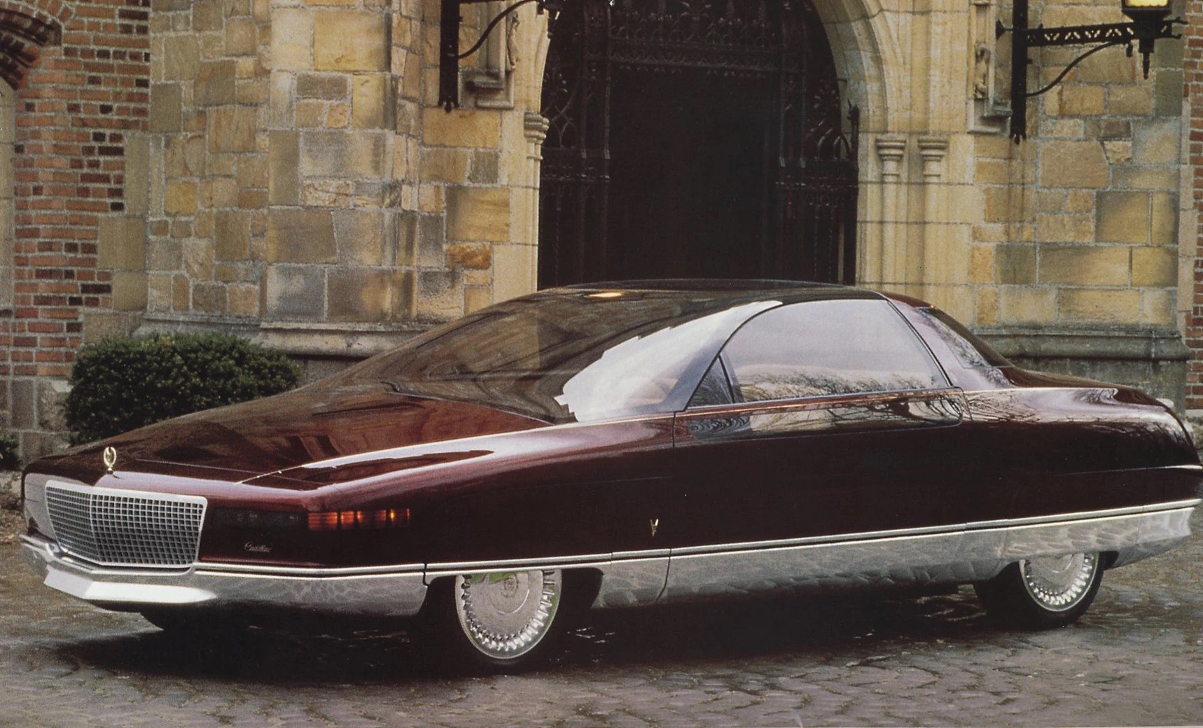 1988 Cadillac Voyage 