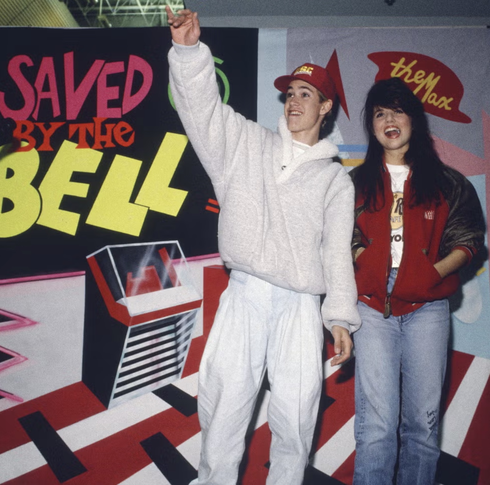 23 '90s Pics Showcasing the Golden Age of Malls