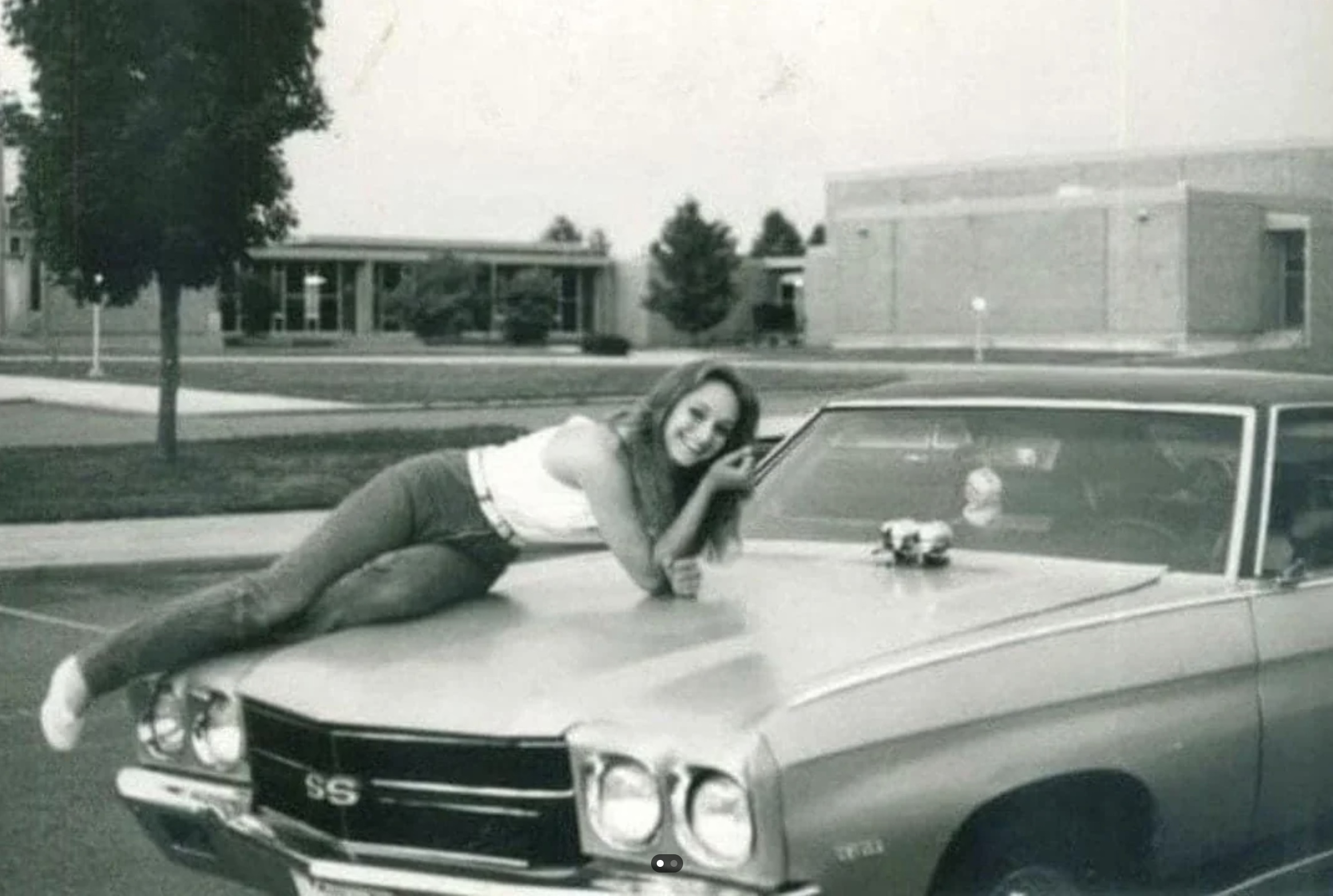 24 1970s Pics Of Chicks & Dudes On The Hoods Of Cars