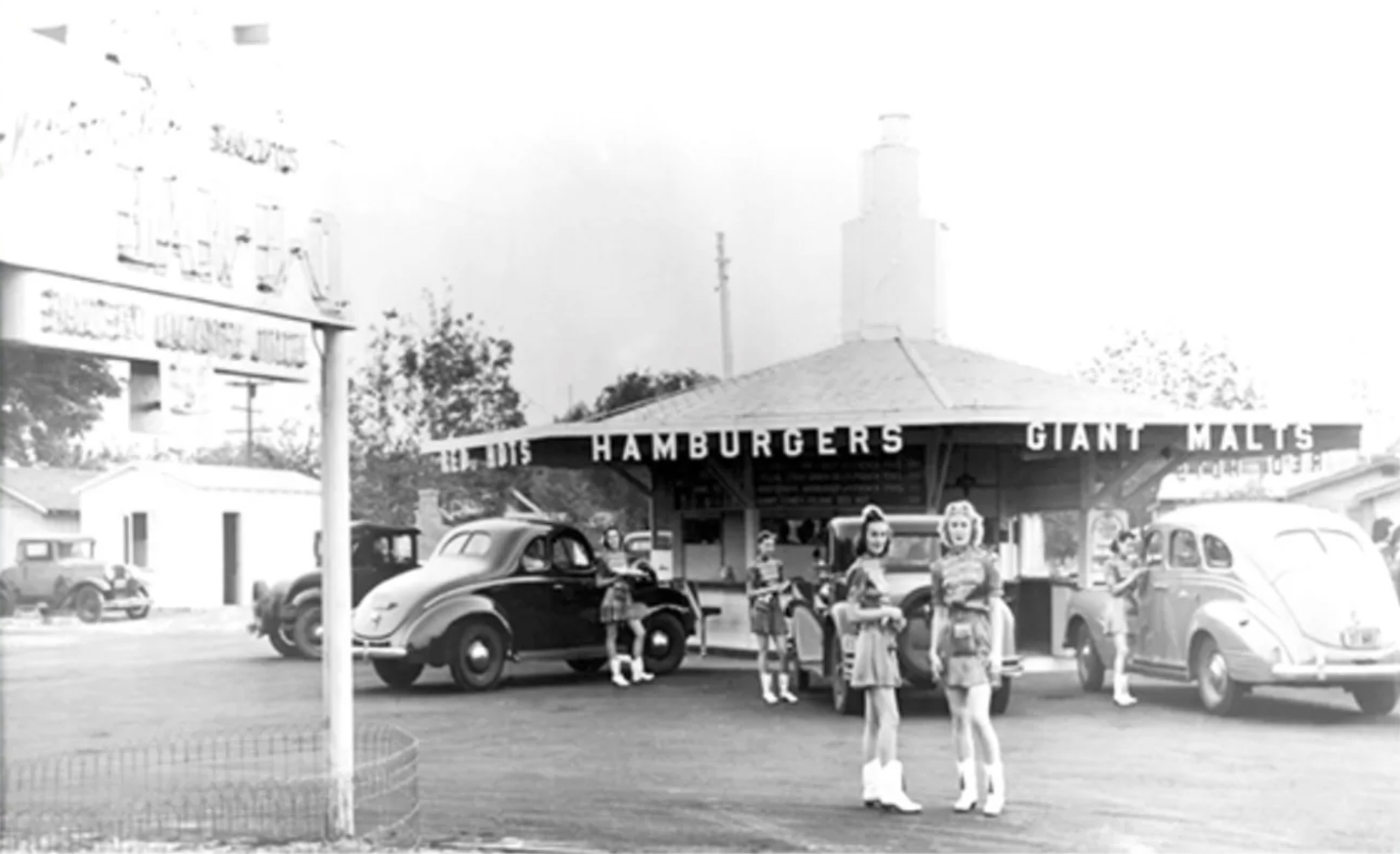 The First Restaurant 