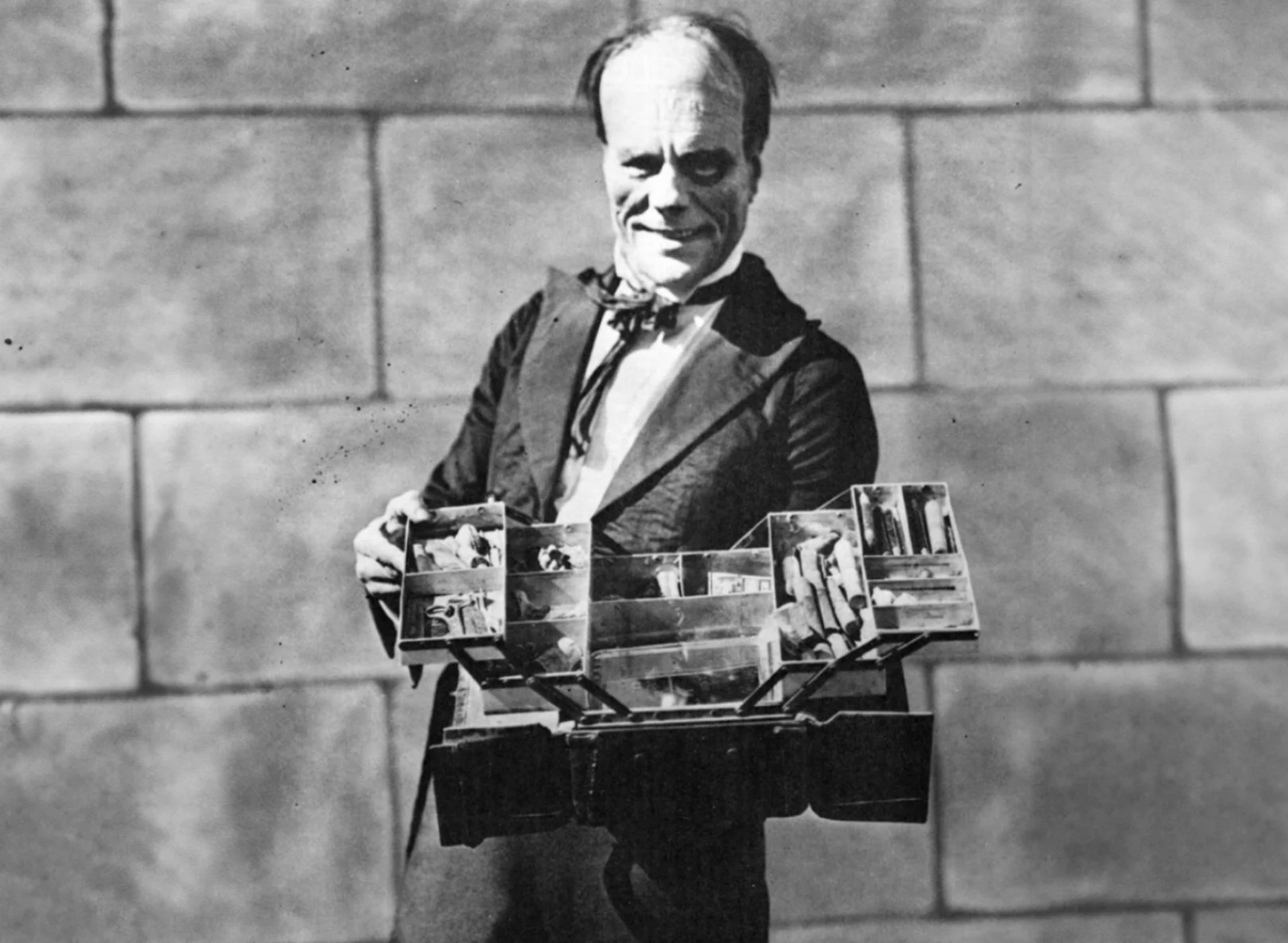 19 Photos Remembering The Man Of A Thousand Faces