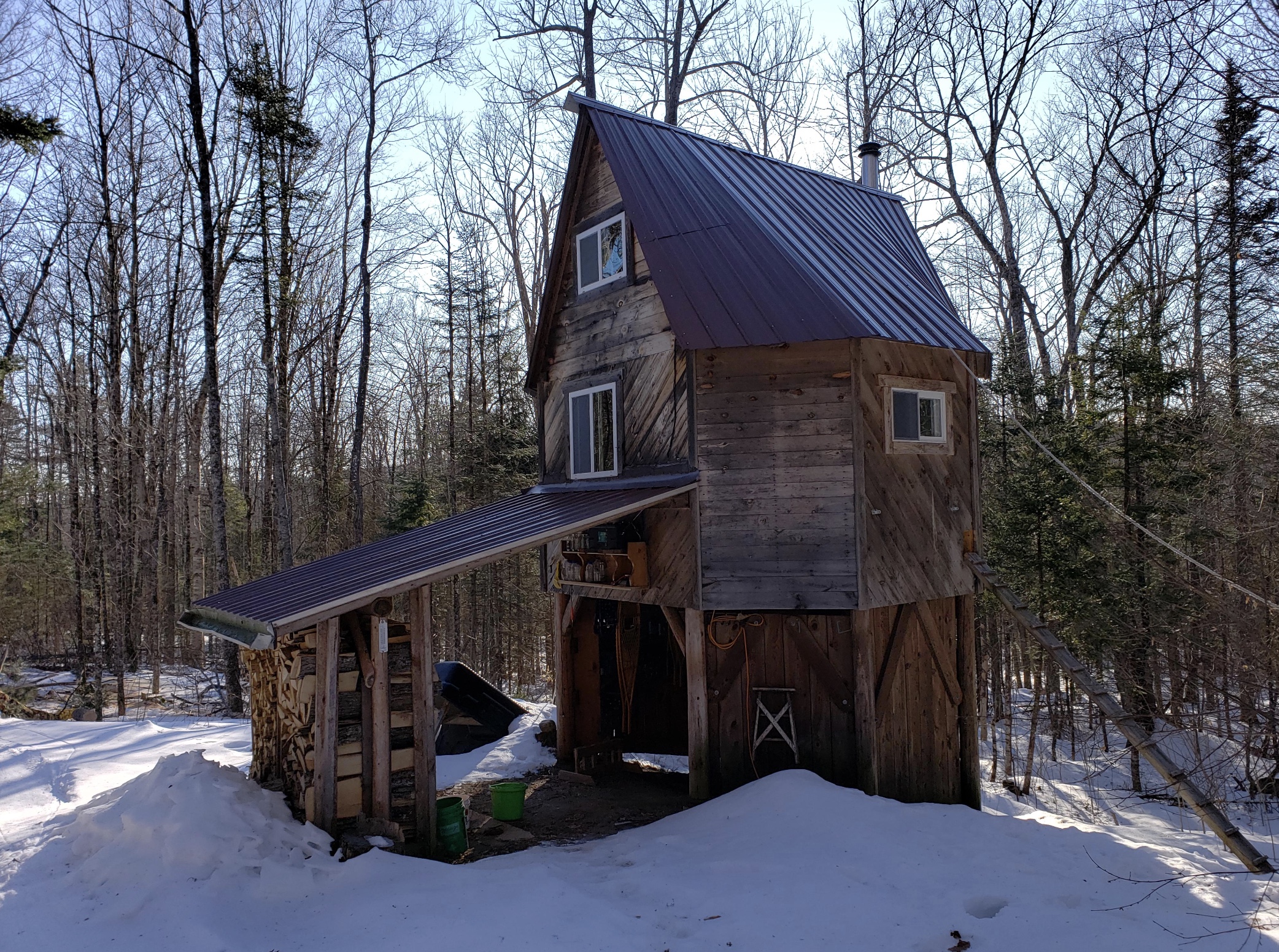 21 Pics Of Off-The-Grid Living That Doesn’t Look Bad