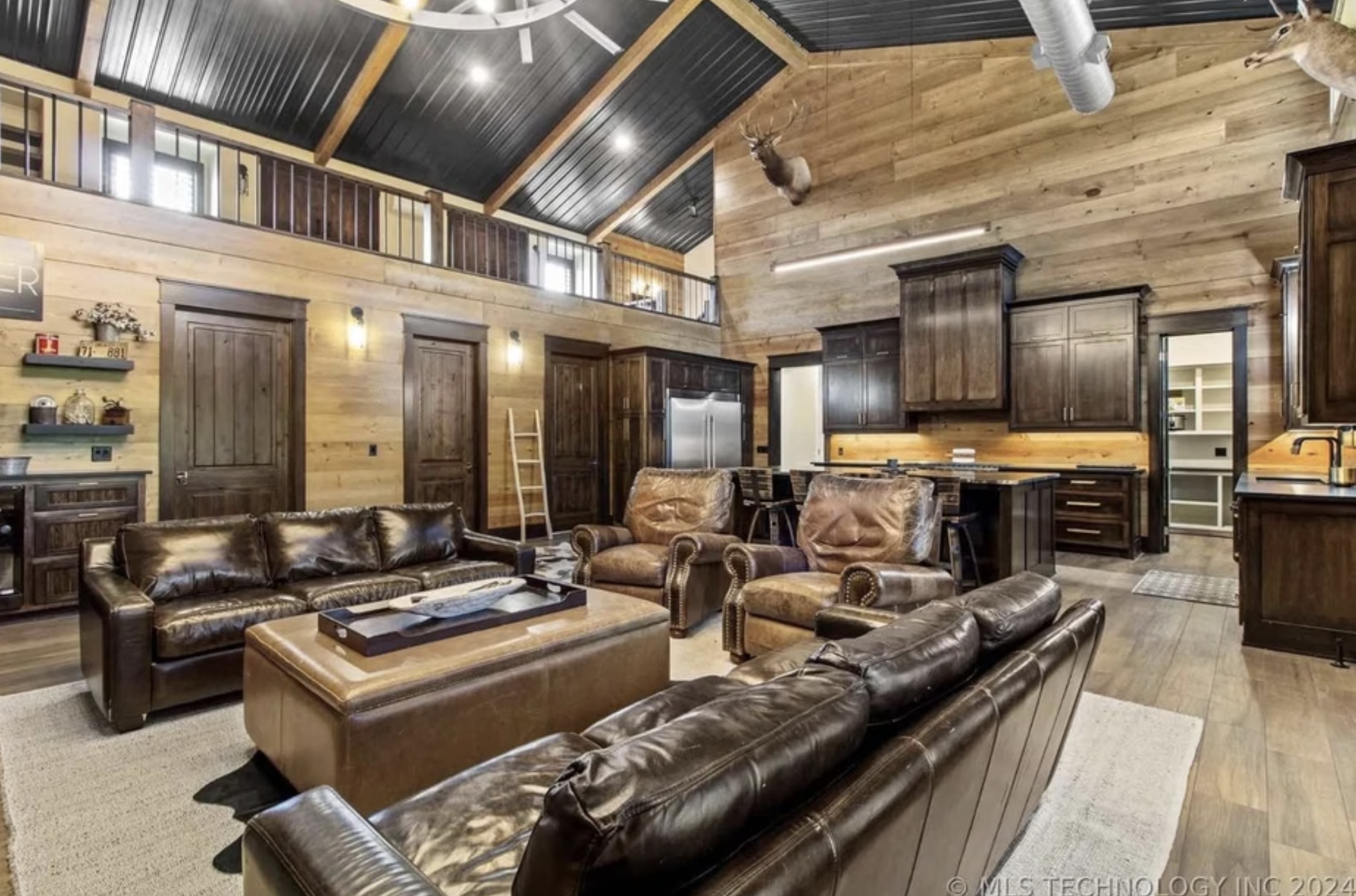 21 Pics Of Off-The-Grid Living That Doesn’t Look Bad