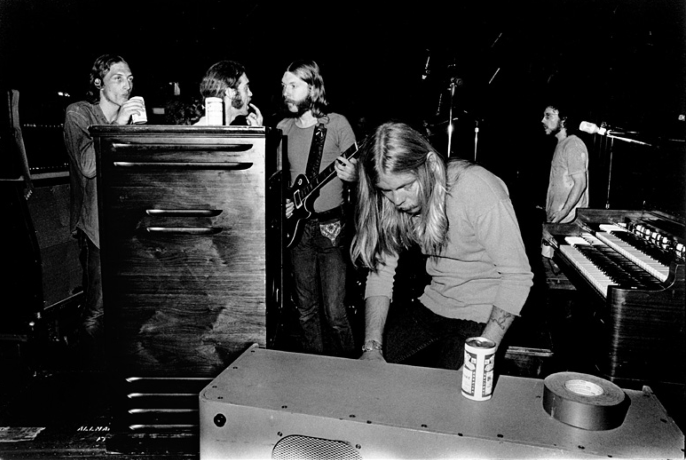 24 Photos Of The Allman Brothers Owning The 1970s