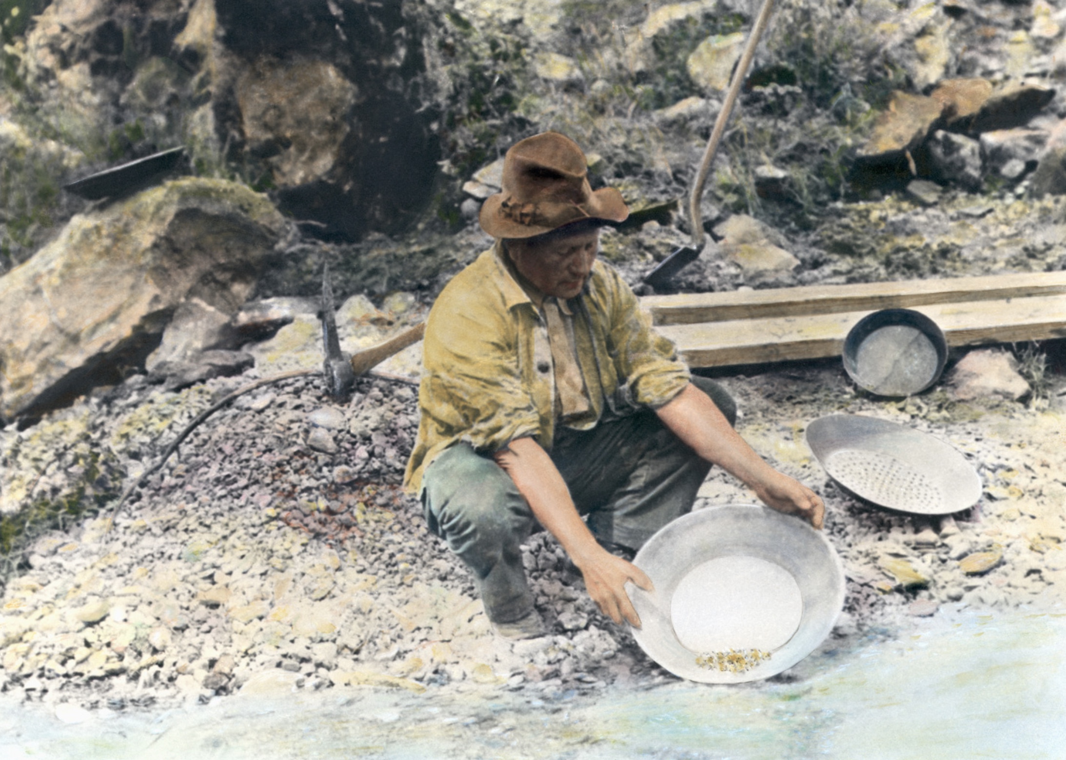 27 1800s Pics From The American Gold Rush
