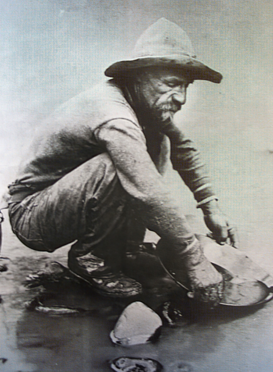 27 1800s Pics From The American Gold Rush