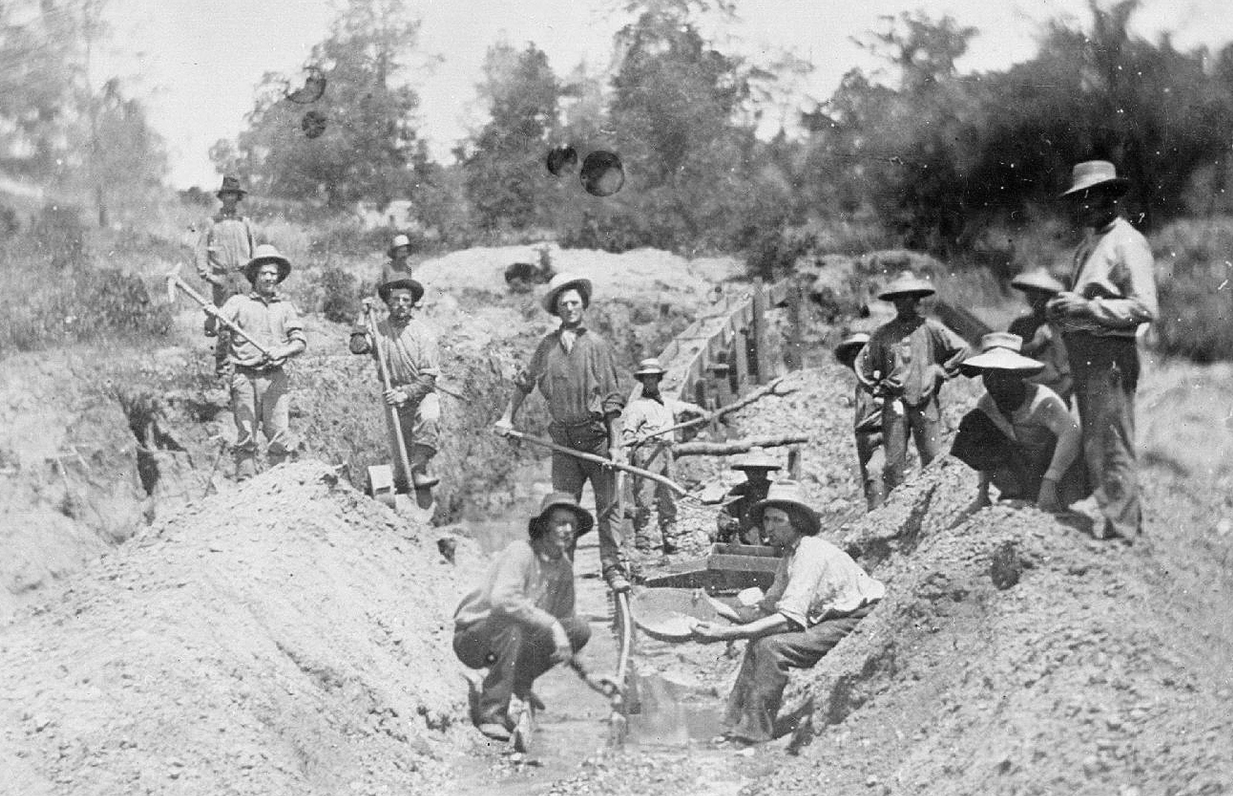 27 1800s Pics From The American Gold Rush