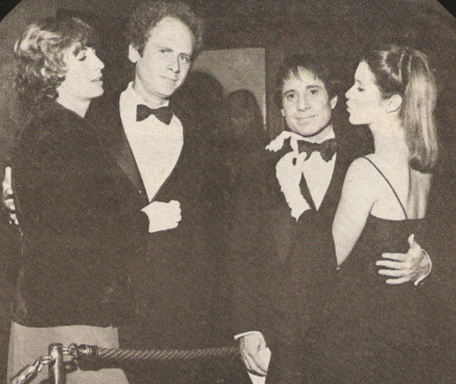 Here's To Simon & Garfunkel 70's Pics, Mrs. Robinson