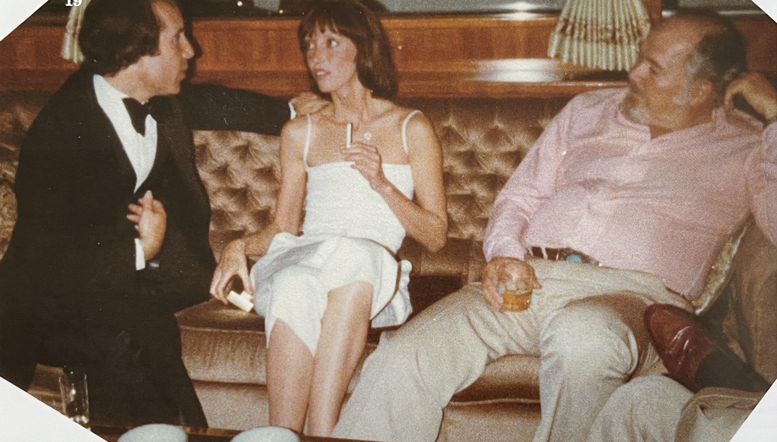 Here's To Simon & Garfunkel 70's Pics, Mrs. Robinson