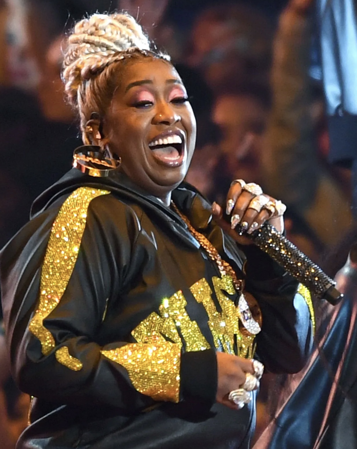 Black cats are bad omens