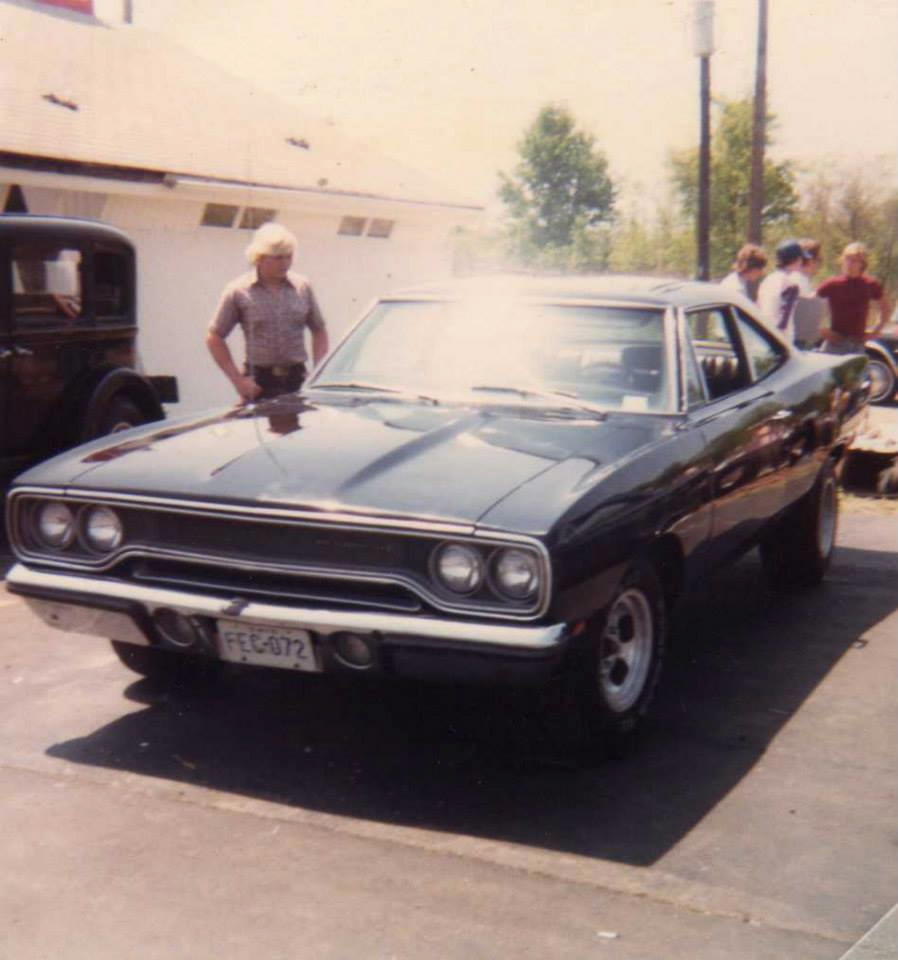 Admiring the Road Runner