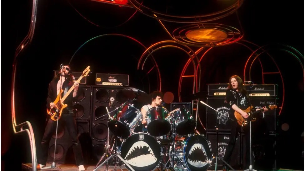 Full Band Shot
