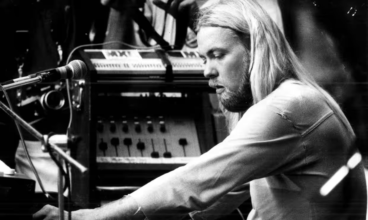 Gregg Allman playing the organ.