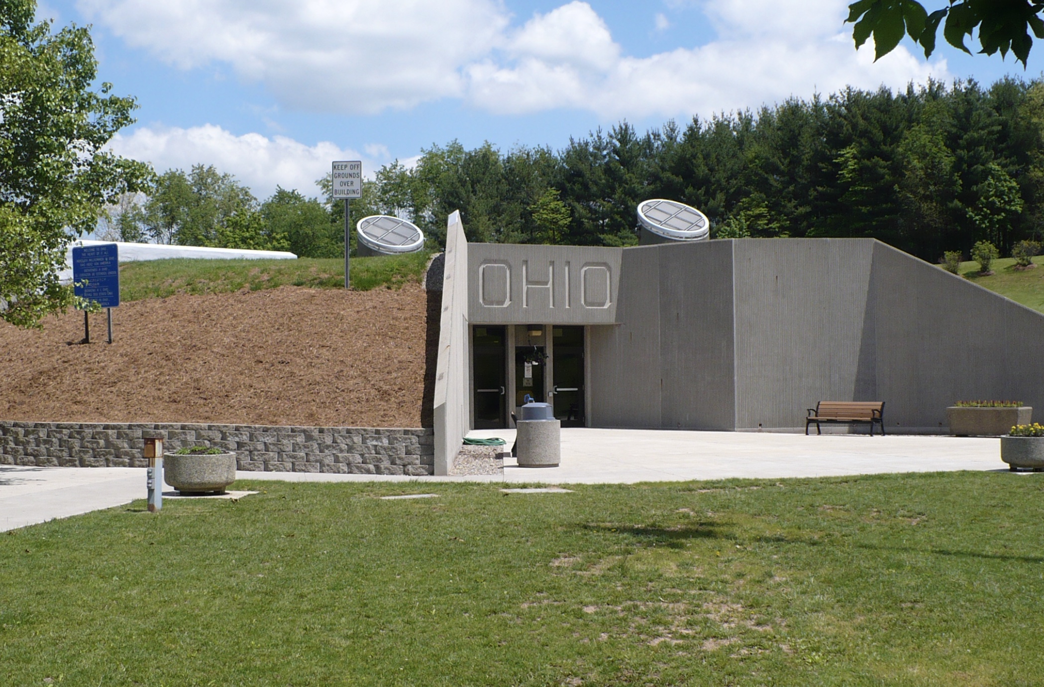 22 Earth Homes That Look Very Homey