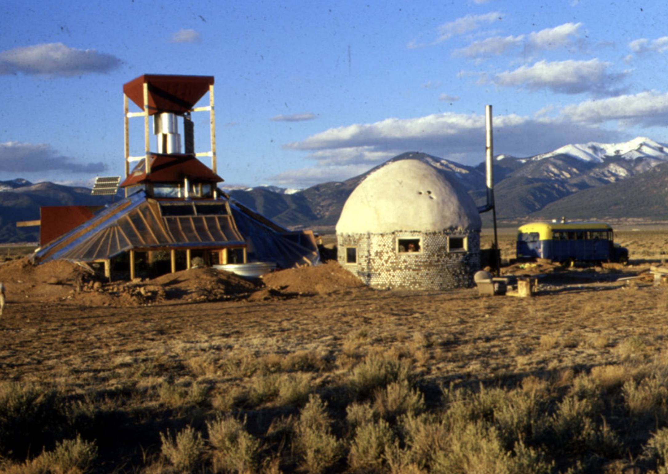 22 Earth Homes That Look Very Homey