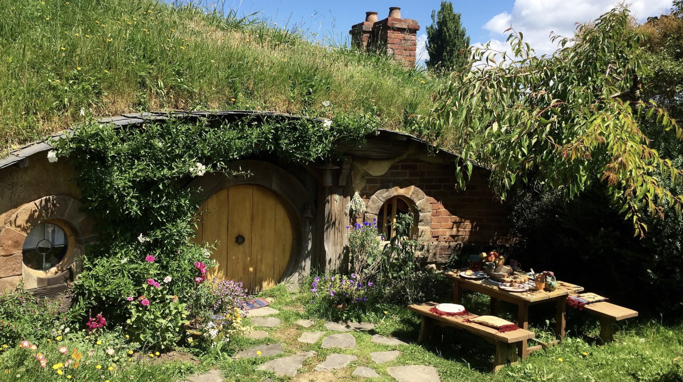 22 Earth Homes That Look Very Homey