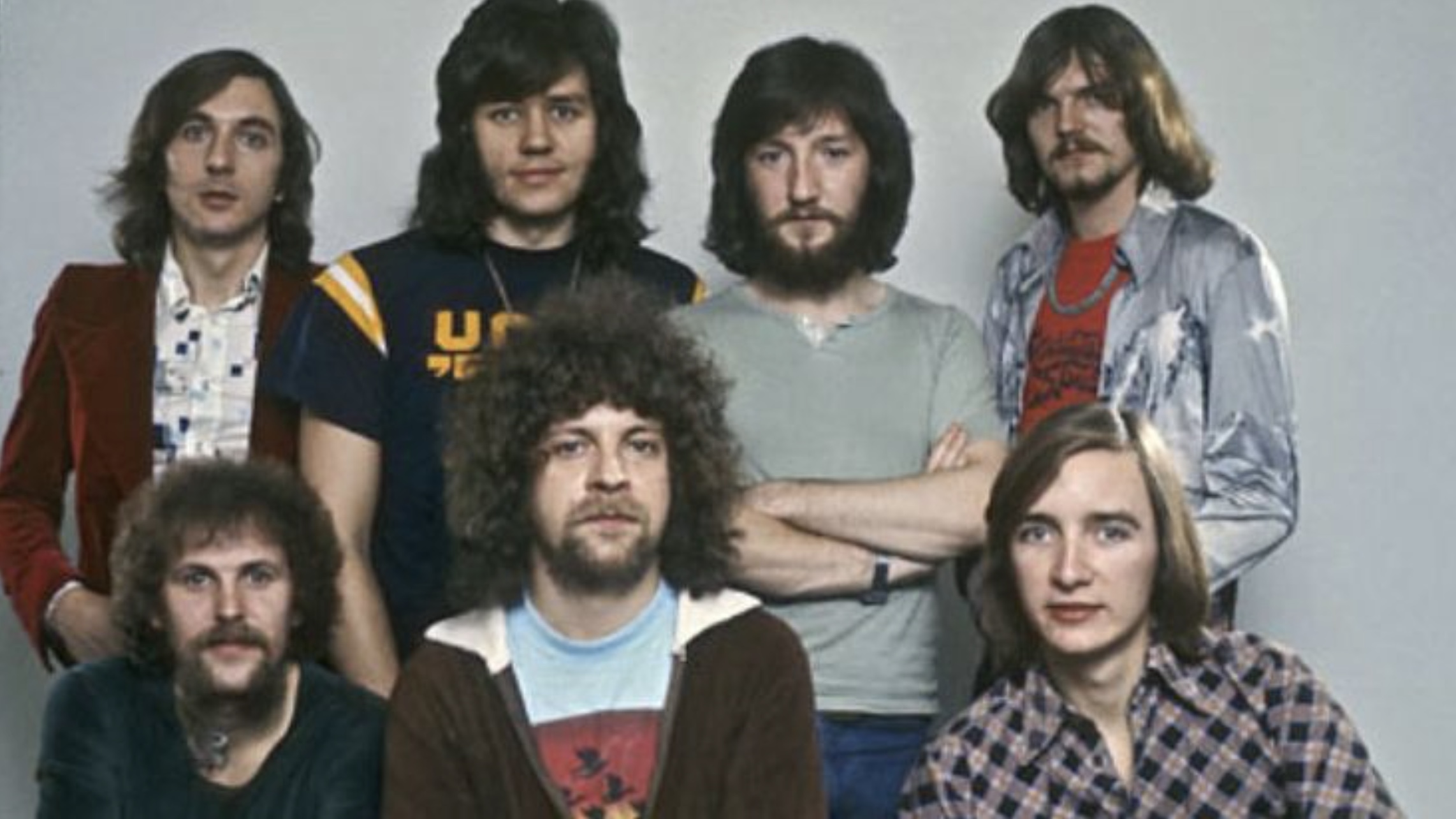 21 1970s Photos Of ELO That Won’t Bring You Down