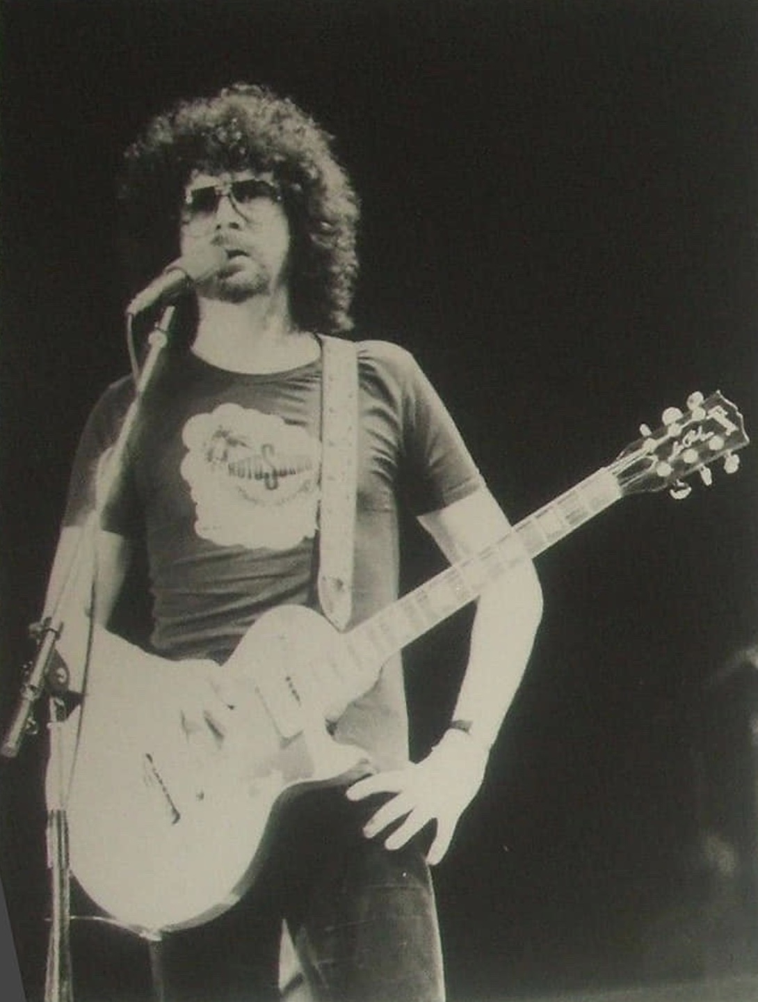 21 1970s Photos Of ELO That Won’t Bring You Down